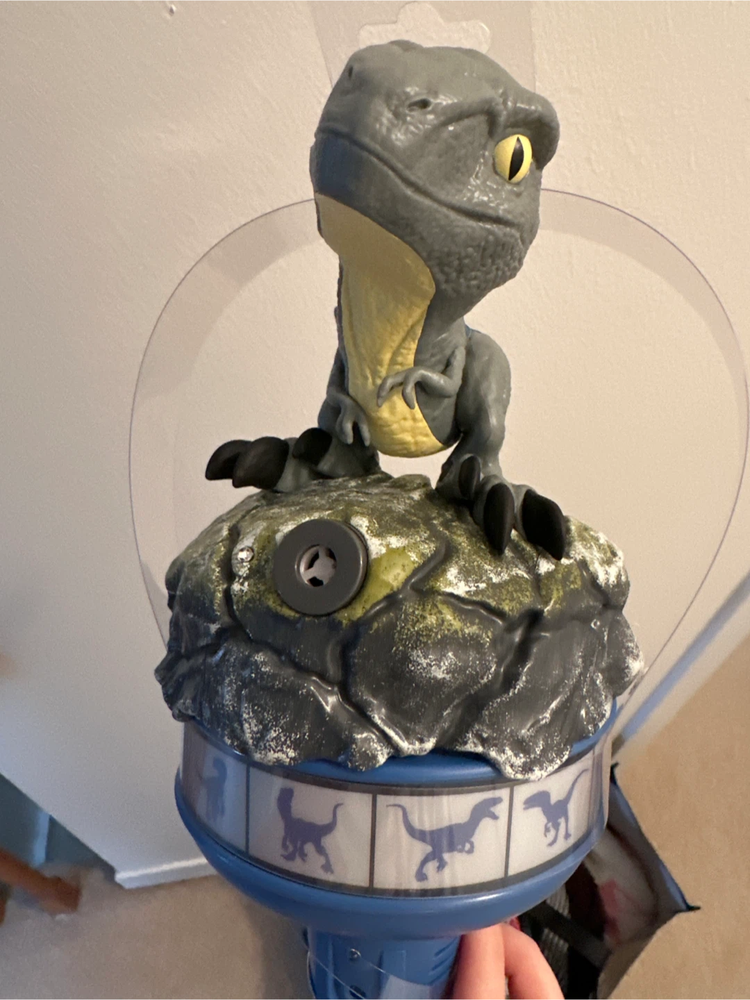 Jurassic World Bubble Wand with Lights, Sounds, and Vibrations - photo 3