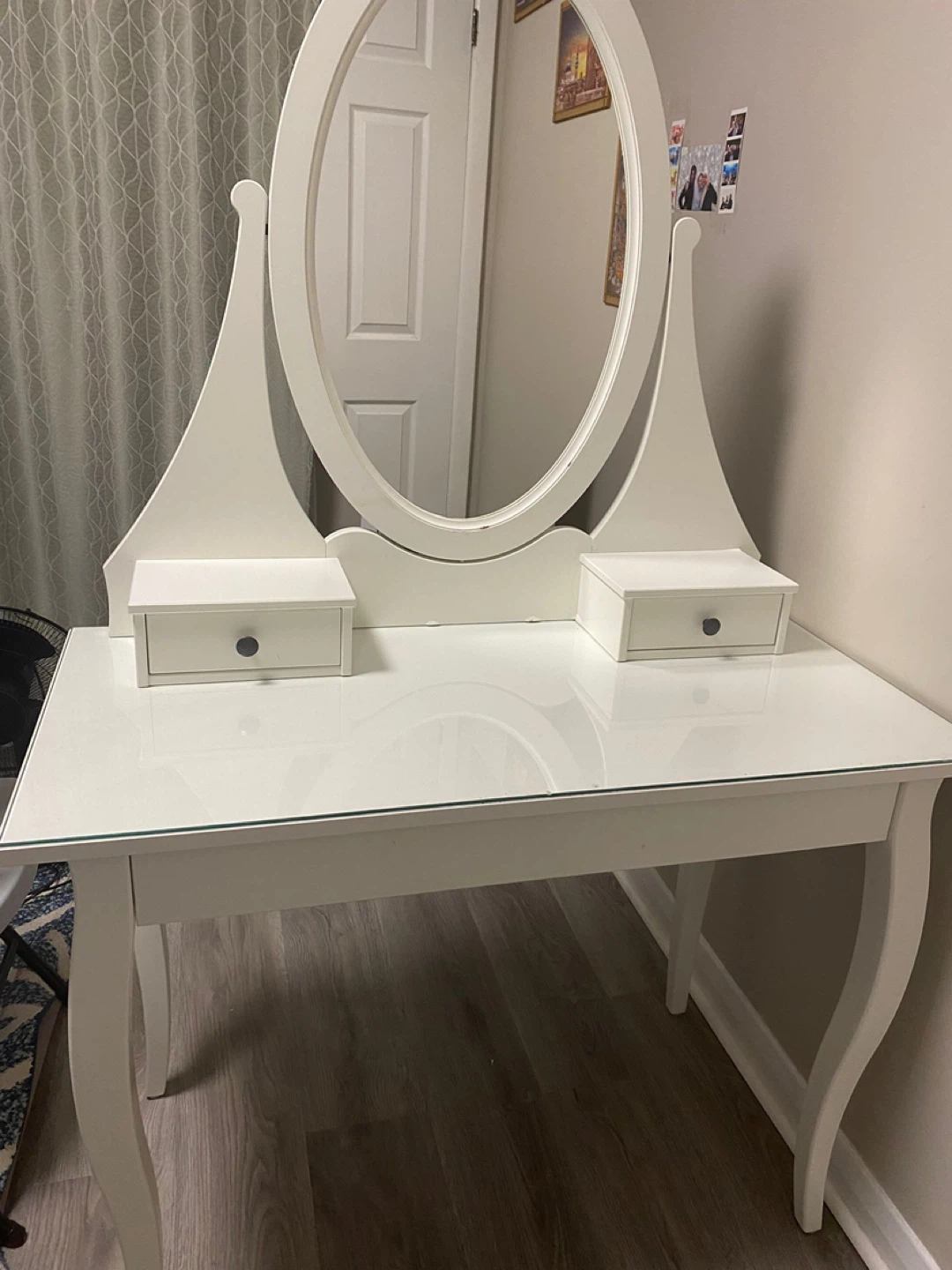 White ikea Vanity Table with Mirror and Drawers