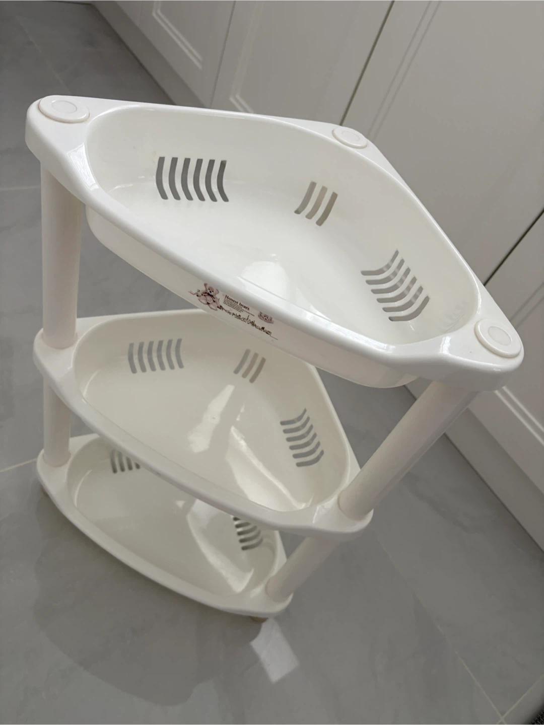 White 3-Tier Corner Shelf Unit - photo 2