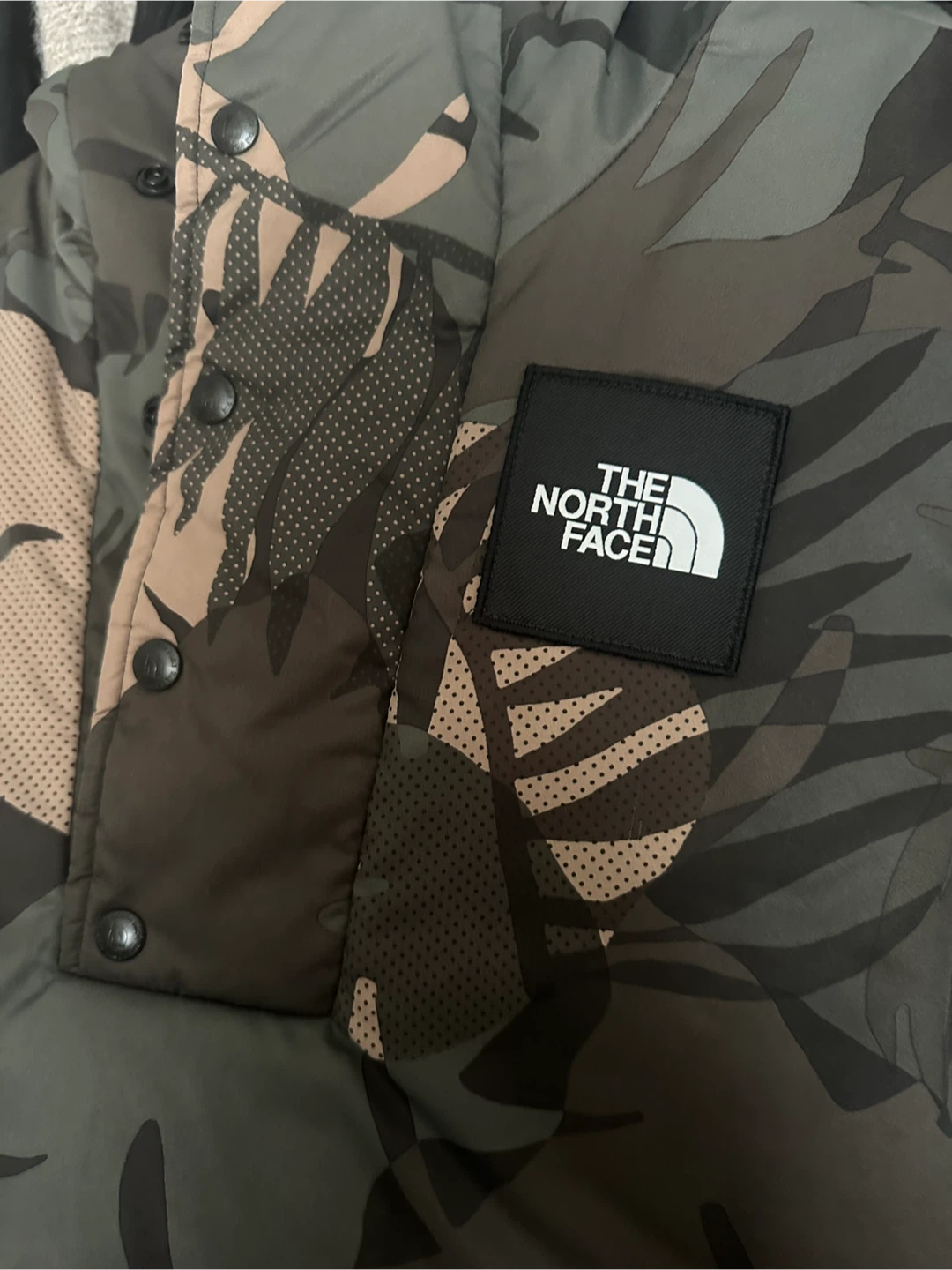 The North Face Women's Puffer Jacket Size S - photo 2