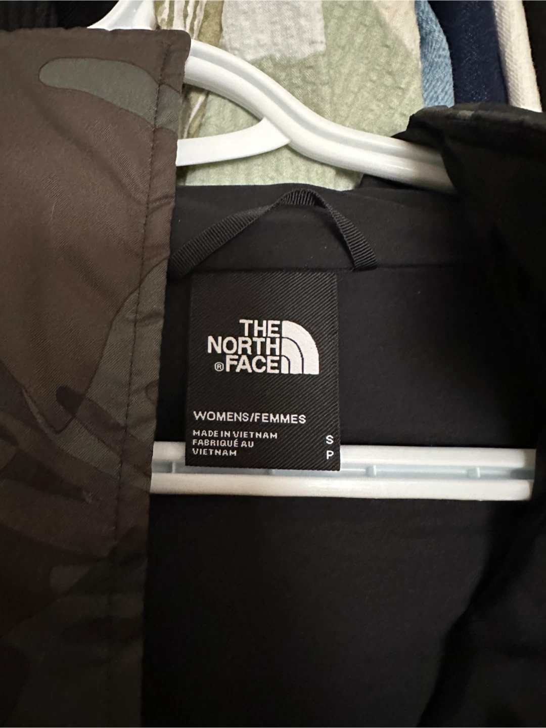 The North Face Women's Puffer Jacket Size S - photo 4