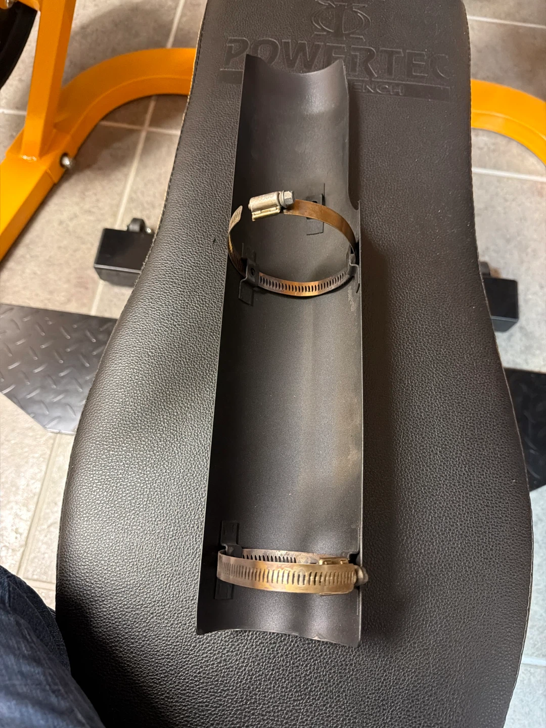 Harley Davidson M8 single middle exhaust  heat shield - photo 2