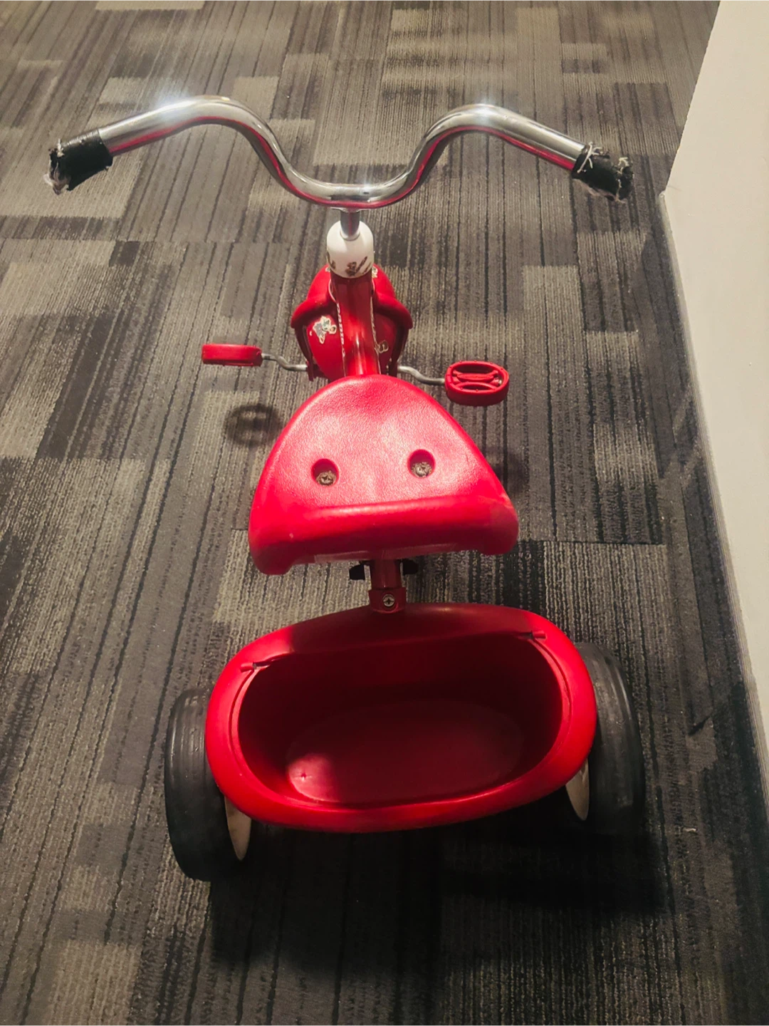 Radio Flyer Red Tricycle with Storage Bin