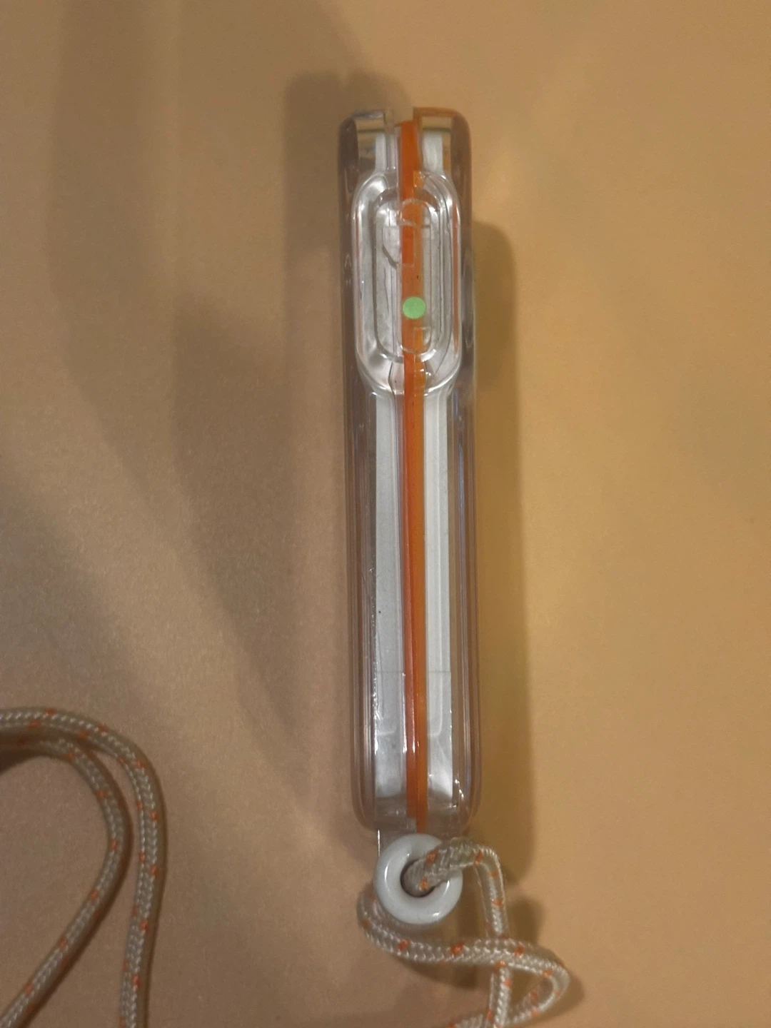 Apple iPod Shuffle 2nd Gen (Orange) with Accessories - photo 5