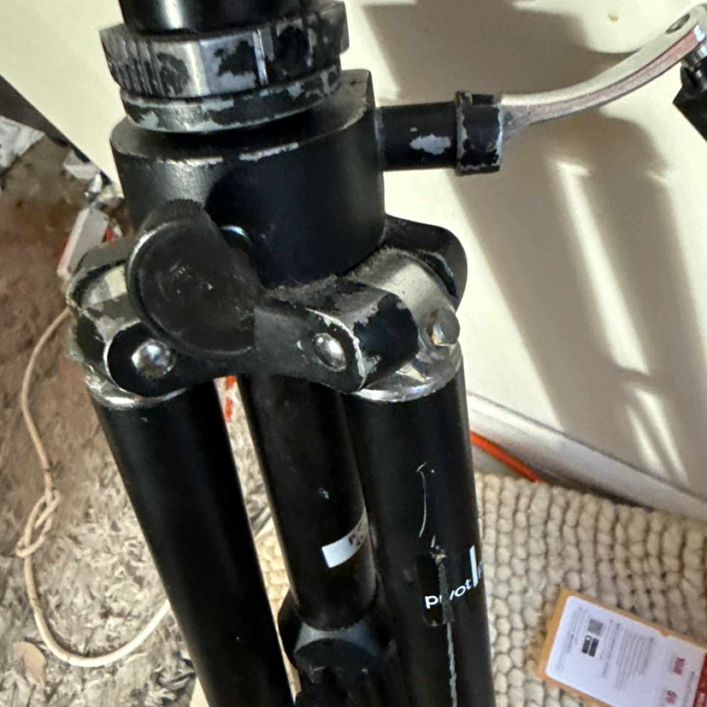Pivot Point Tripod for Mannequin Head/Wig Stand - photo 4