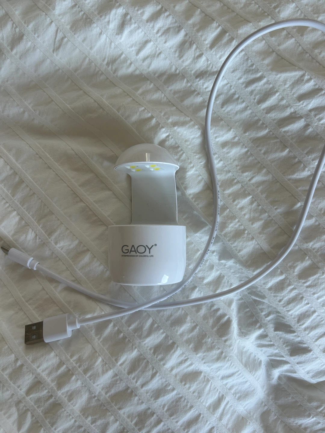 Mini UV lamp for nails