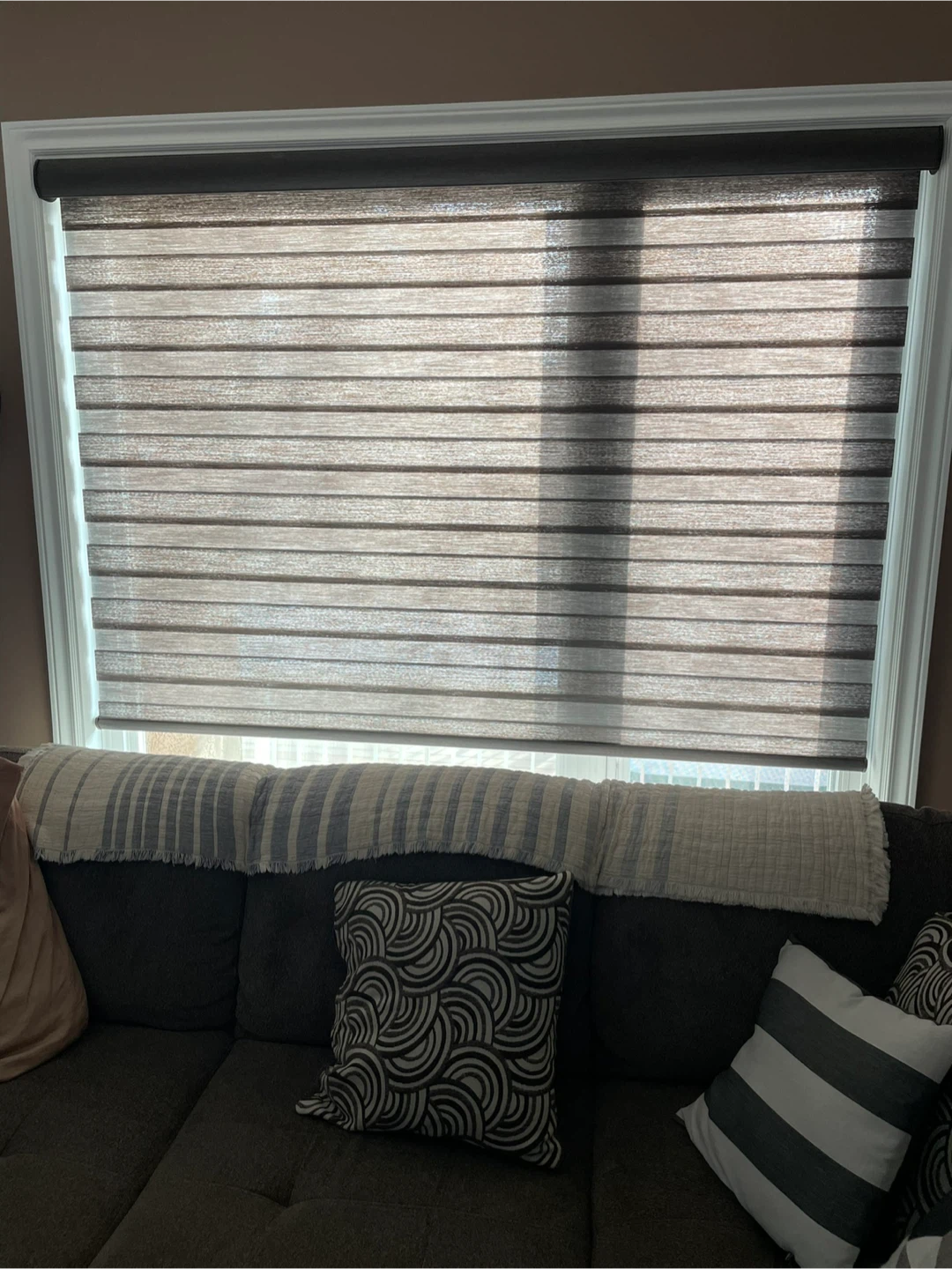 Window Roller Blinds - photo 3
