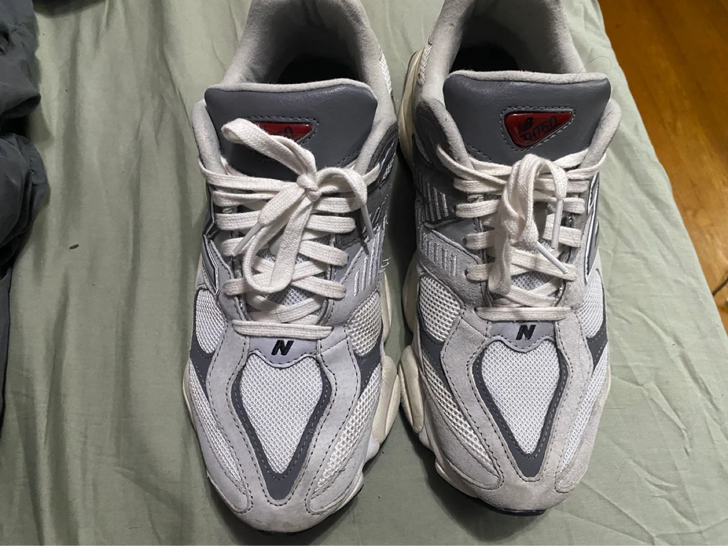 New Balance 9060 Grey Running Shoes
