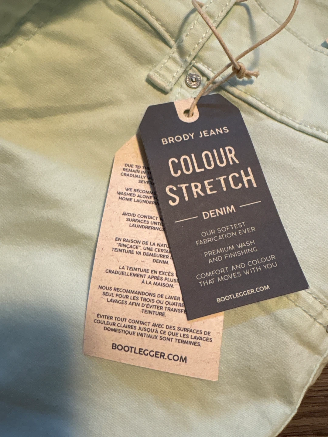 New Brody Jeans Easy High Rise Crop 31W x 25L - photo 2