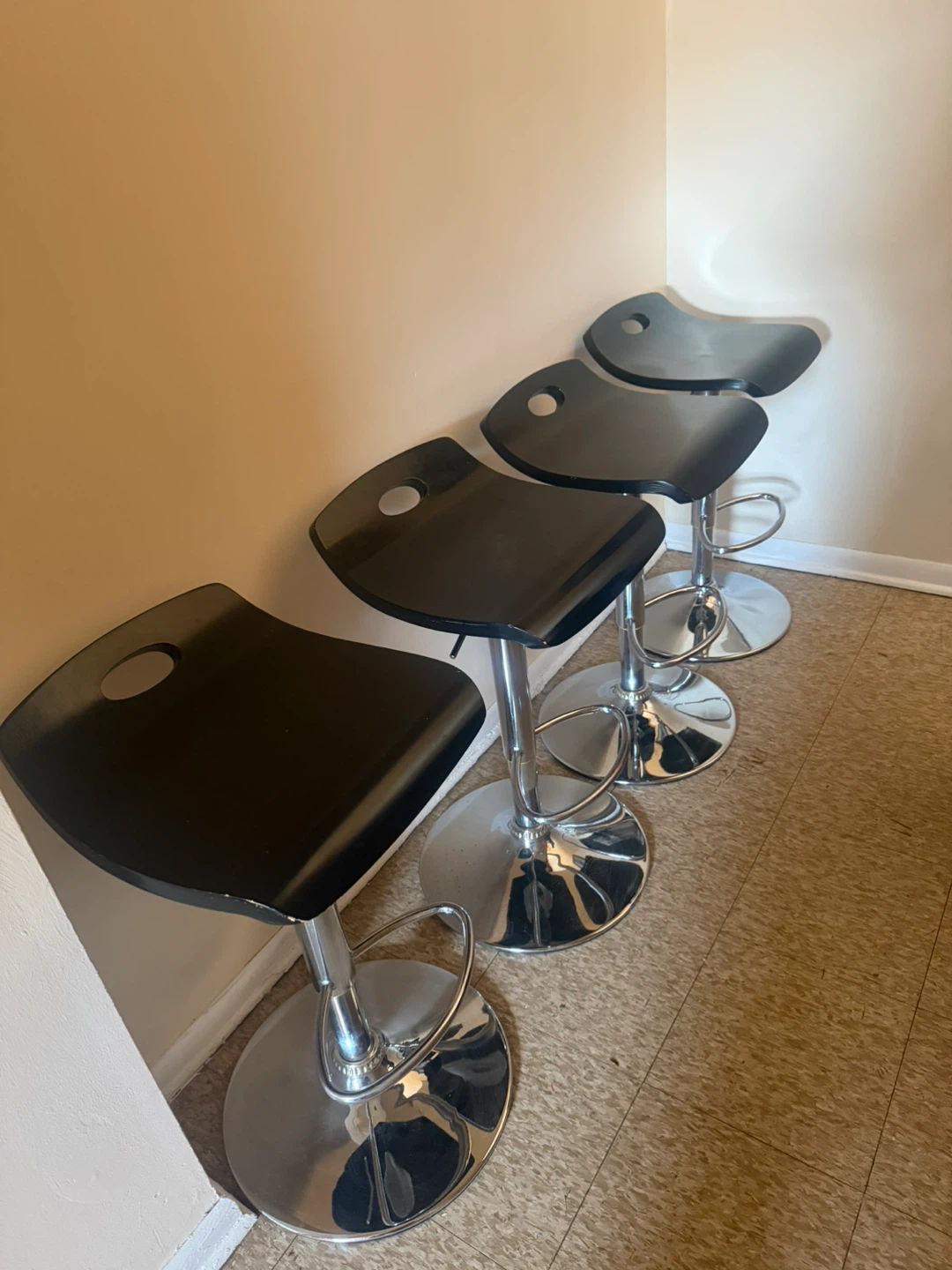 Set of 4 Black Modern Adjustable Bar Stools