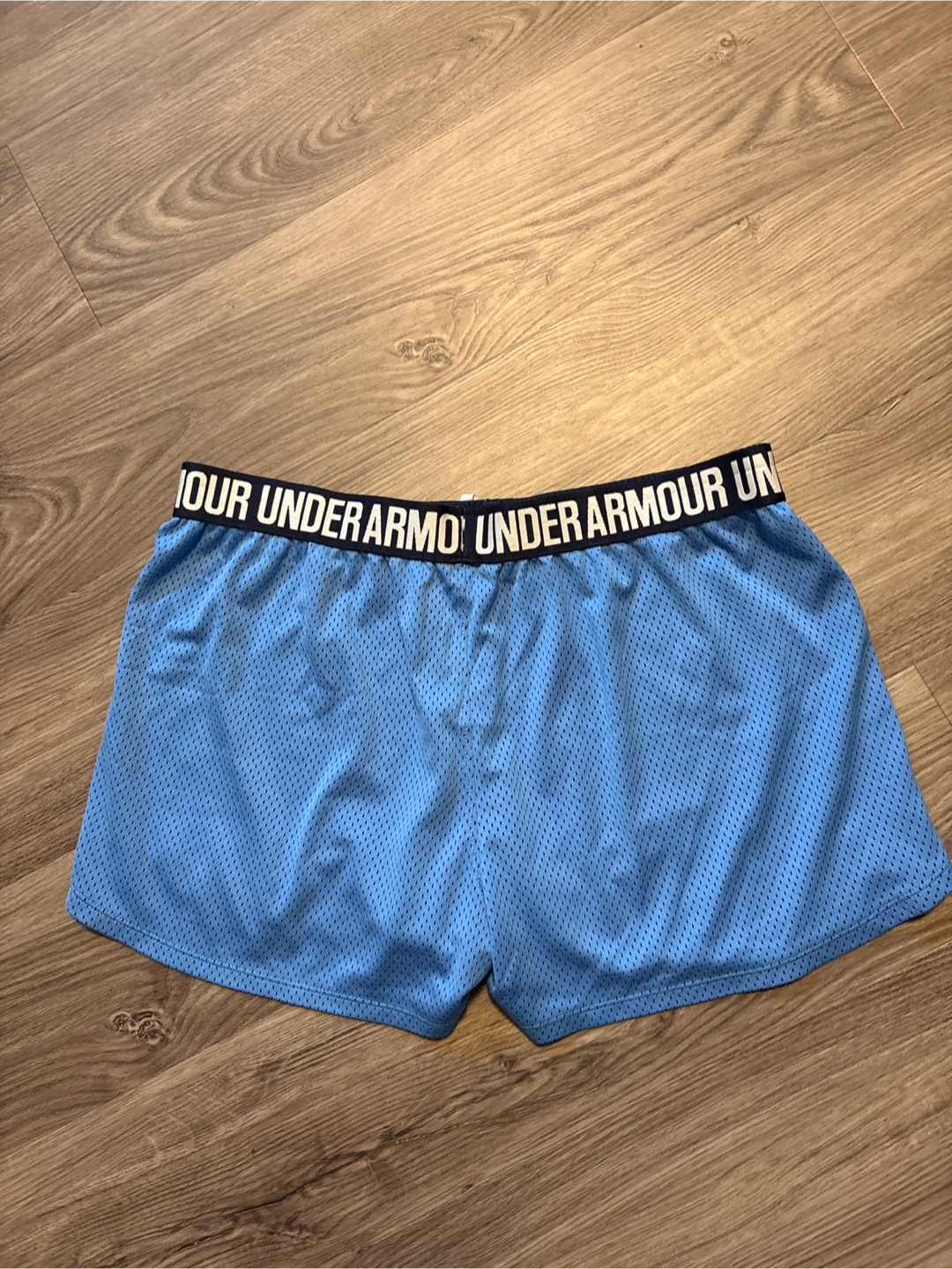 Large Under Armour Women's Blue Mesh Running Shorts - photo 2