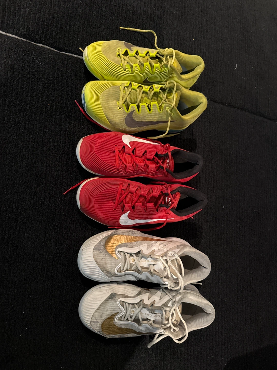 Nike tennis shoes - Multiple Pairs
