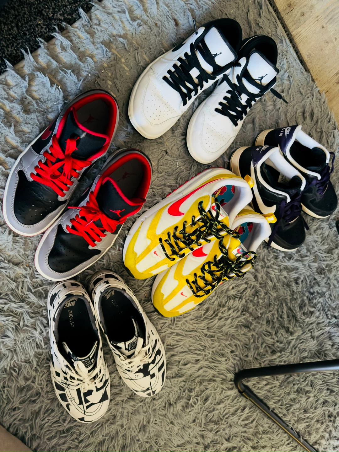 Assorted Nike and Jordan Sneakers