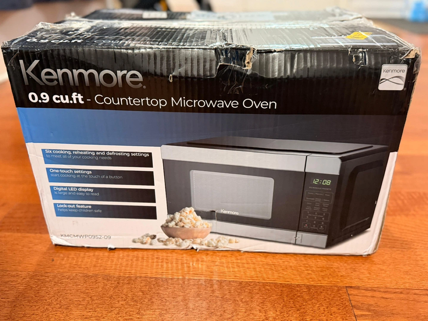 Kenmore 0.9 cu.ft. Stainless Steel Countertop Microwave Oven - photo 3