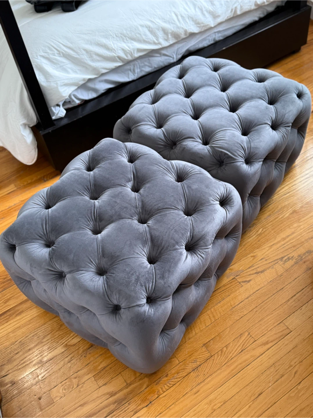 Grey Tufted Ottoman Poufs (Set of 2) - photo 2