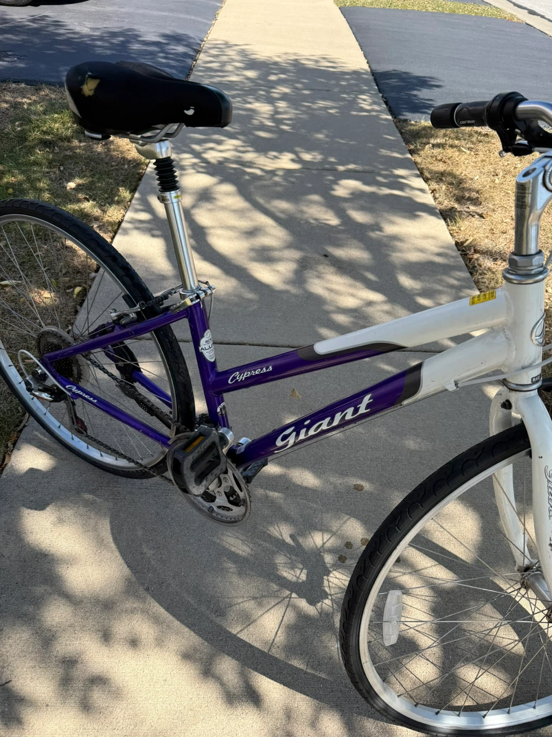Giant Cypress Women's Hybrid Bike