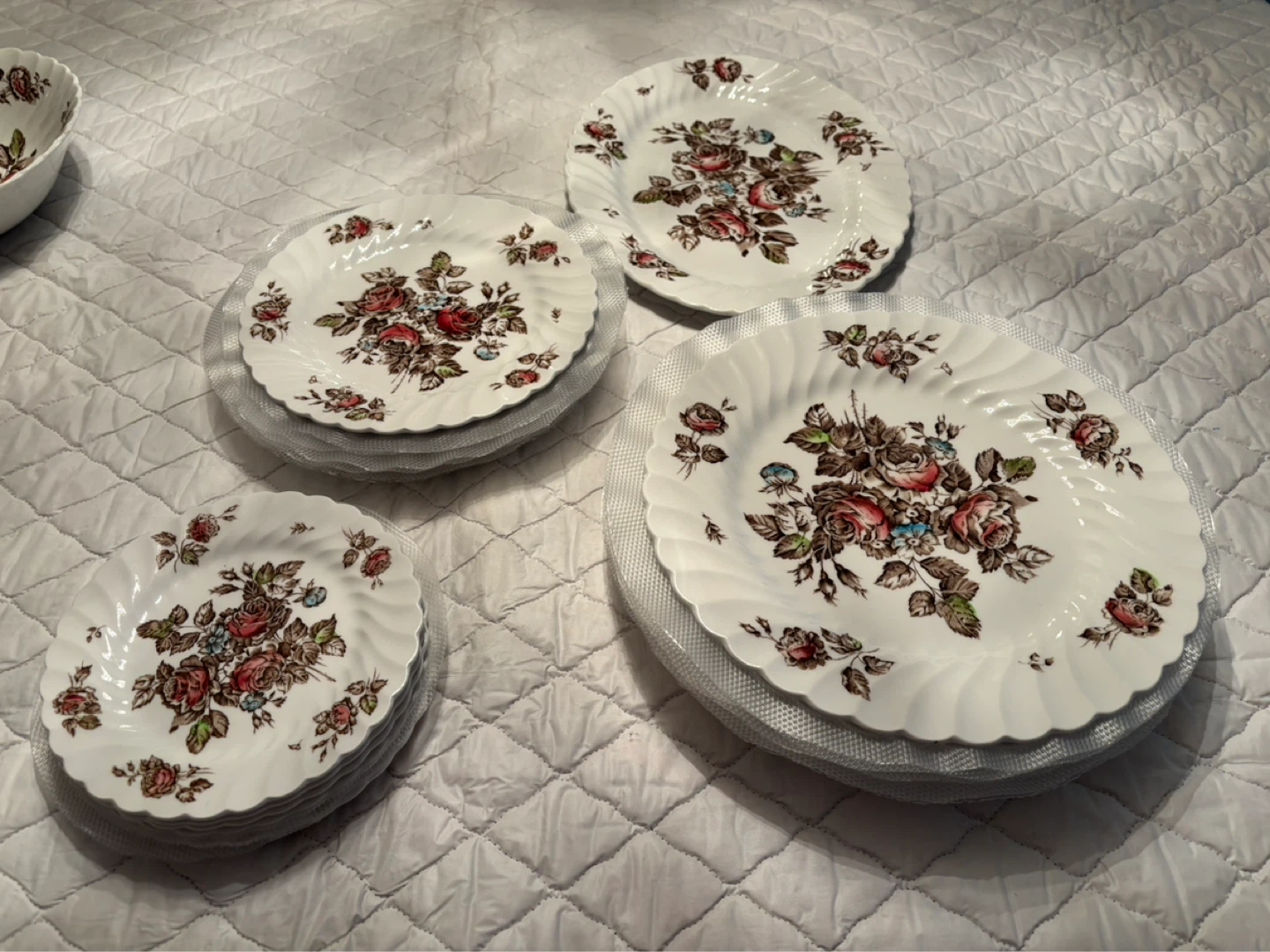 Johnson Bros "Devon Sprays" Tea Set - photo 2