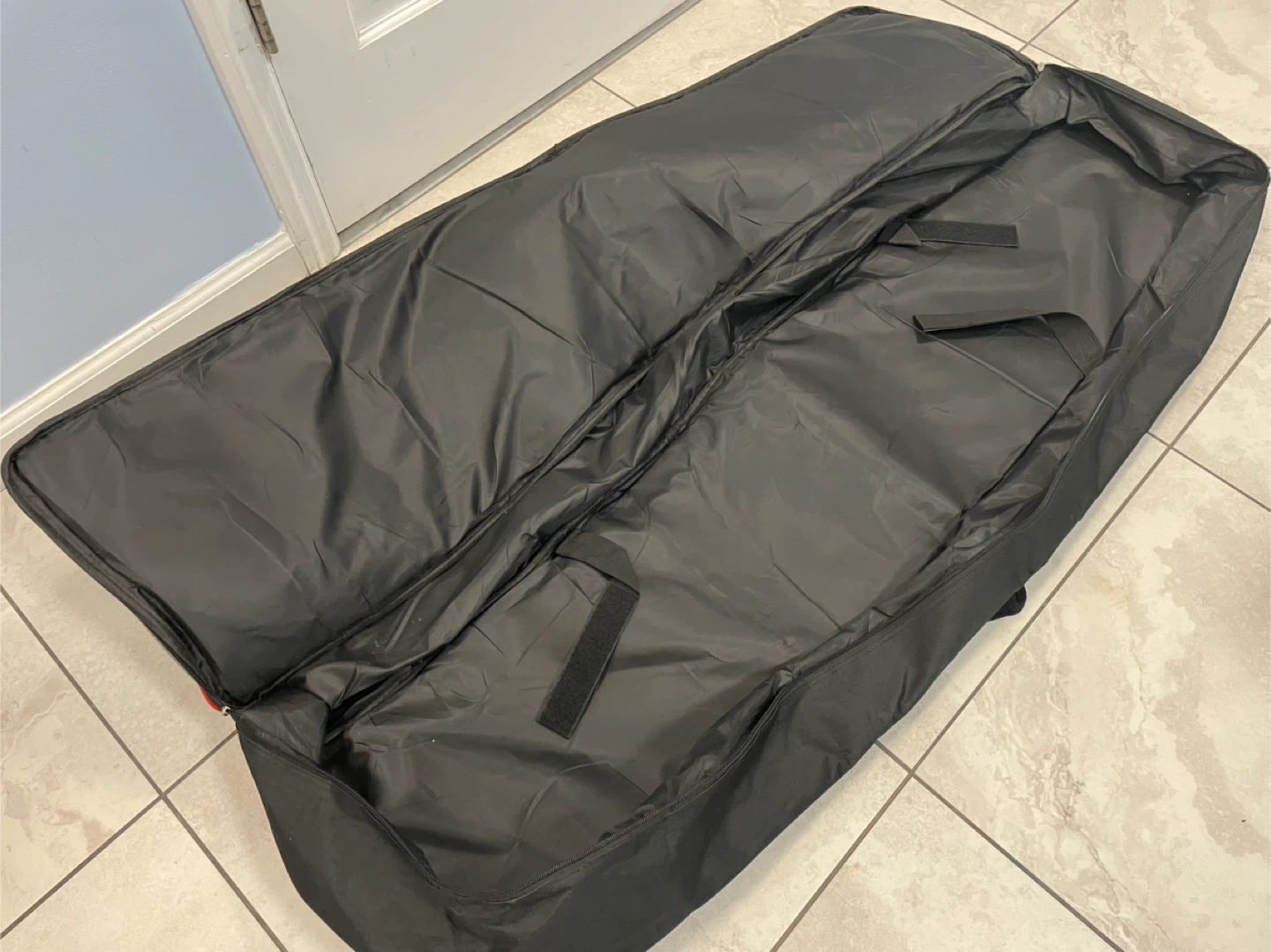 Black Padded Keyboard Gig Bag Case with Red Trim 88 keys - photo 3