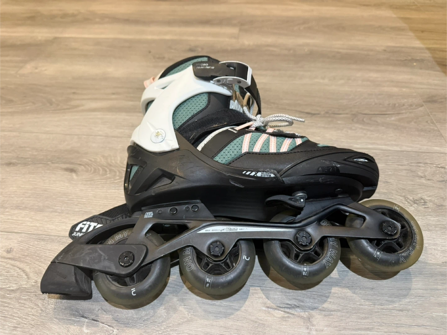 Decathlon Oxelo Adjustable Inline Skates (Size 38–41)