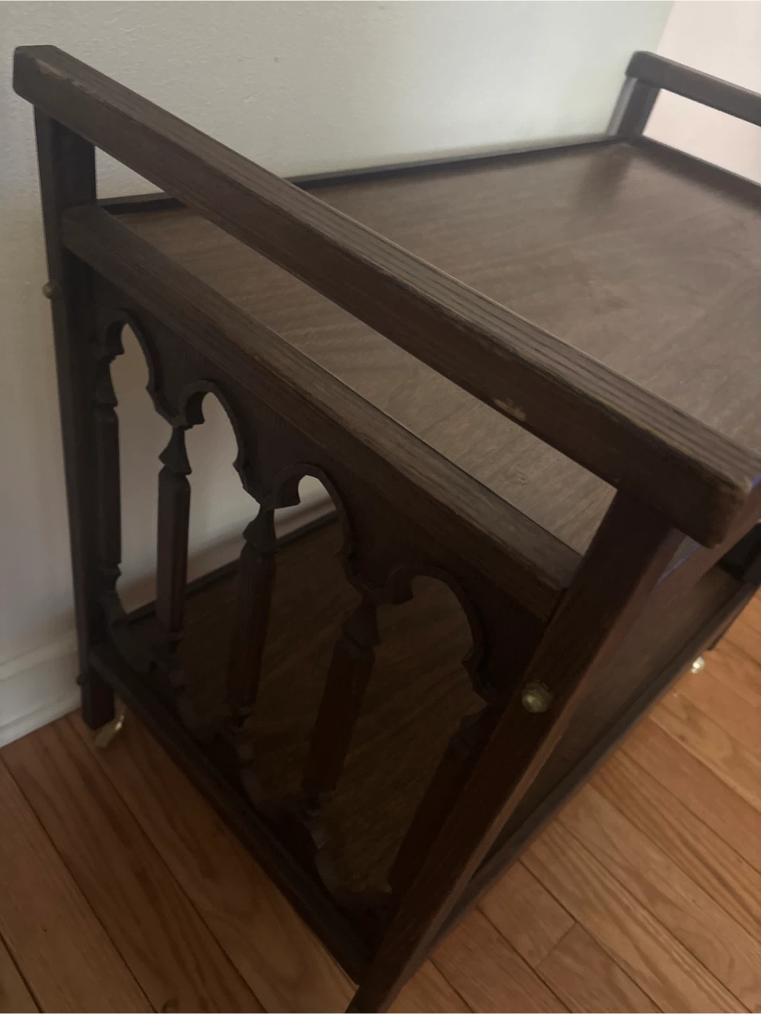 Vintage bar cart with wheels - photo 4