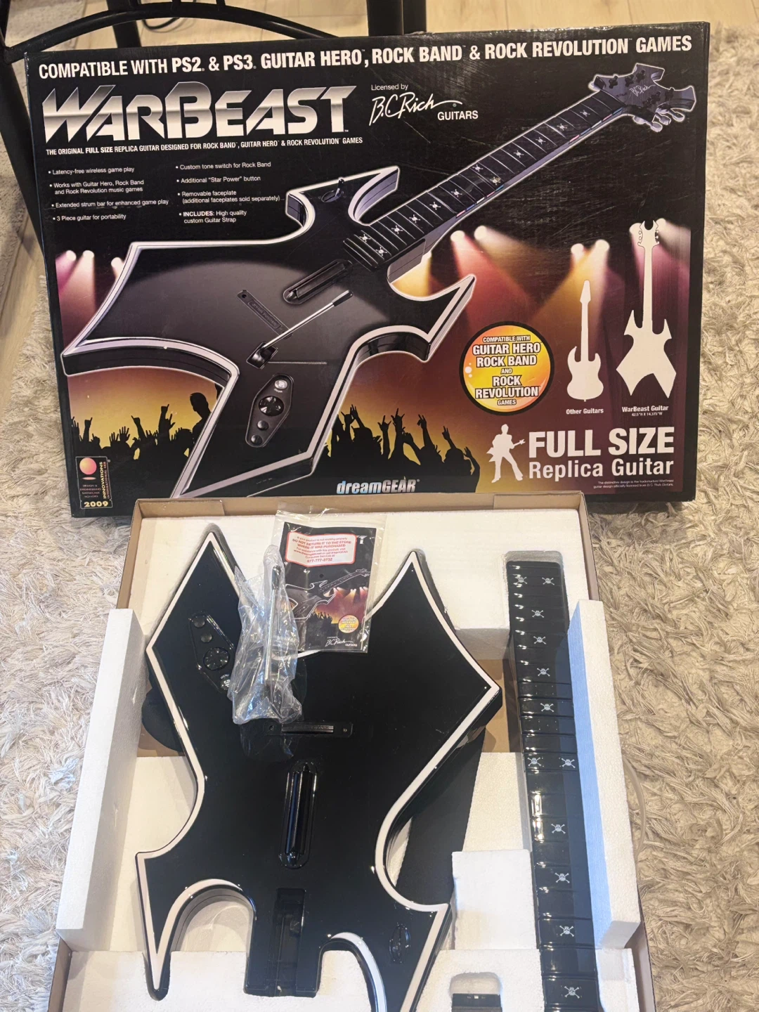 dreamGEAR Warbeast BC Rich Full Size Replica Guitar - photo 2