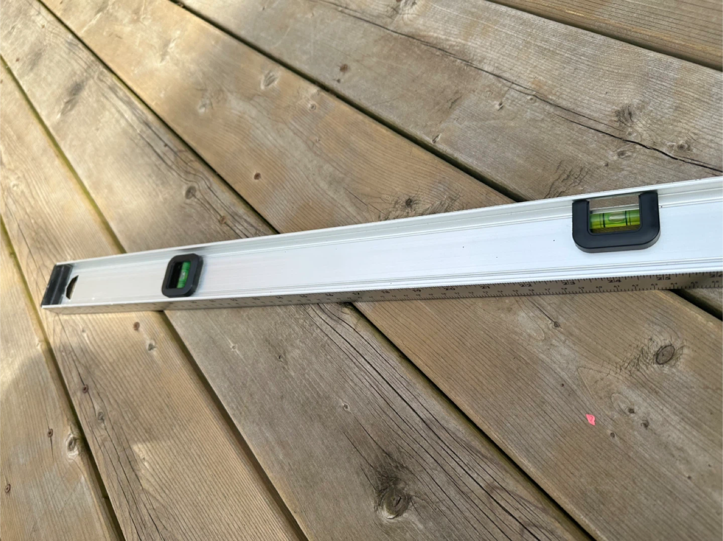 Aluminum Level. 48 inch with 3 Vials and Ruler Markings - photo 3