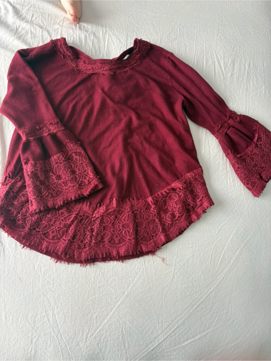 Maroon Bell Sleeve Lace Trim Top