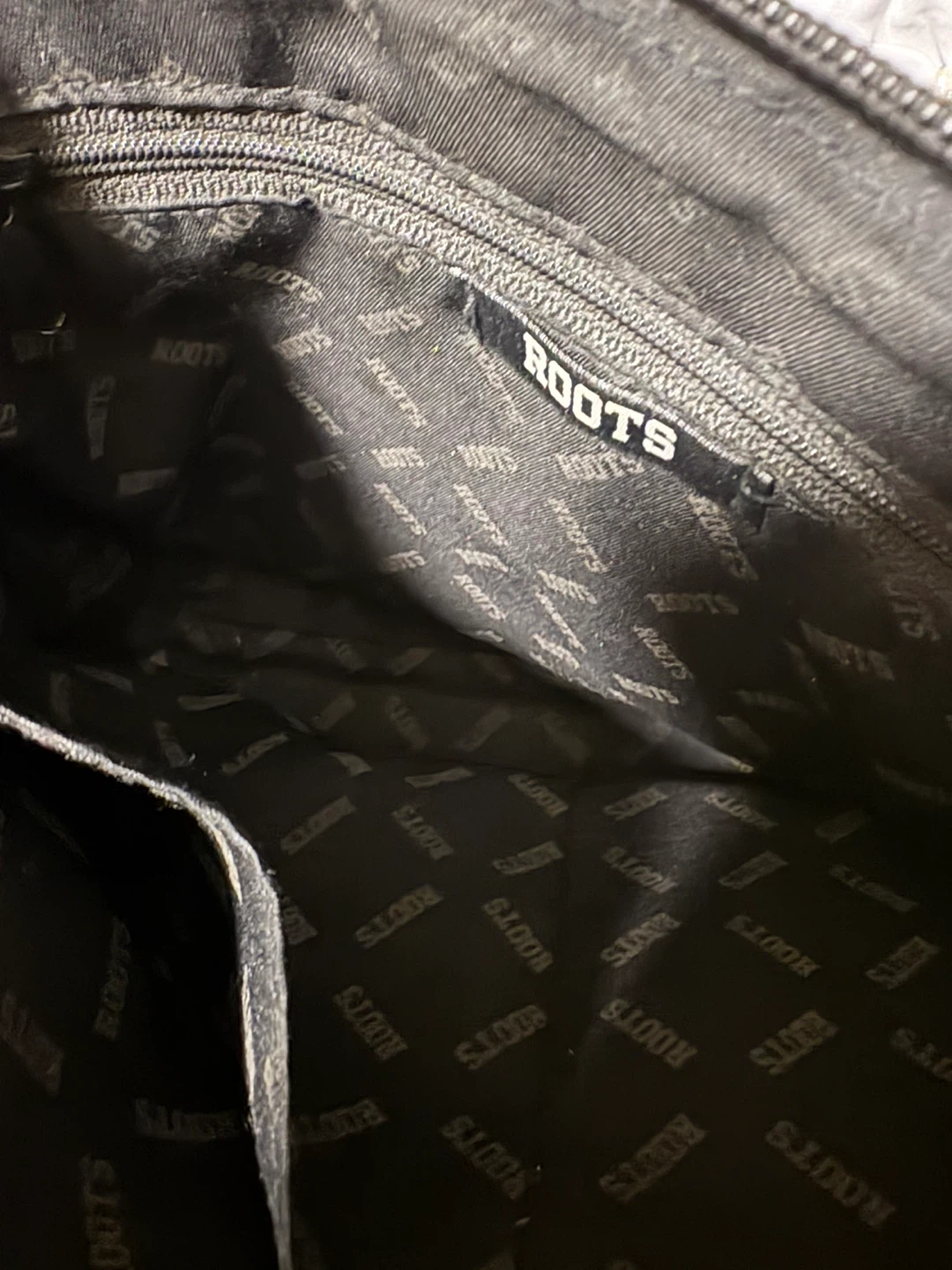 Roots Black Leather Crossbody Bag - photo 4