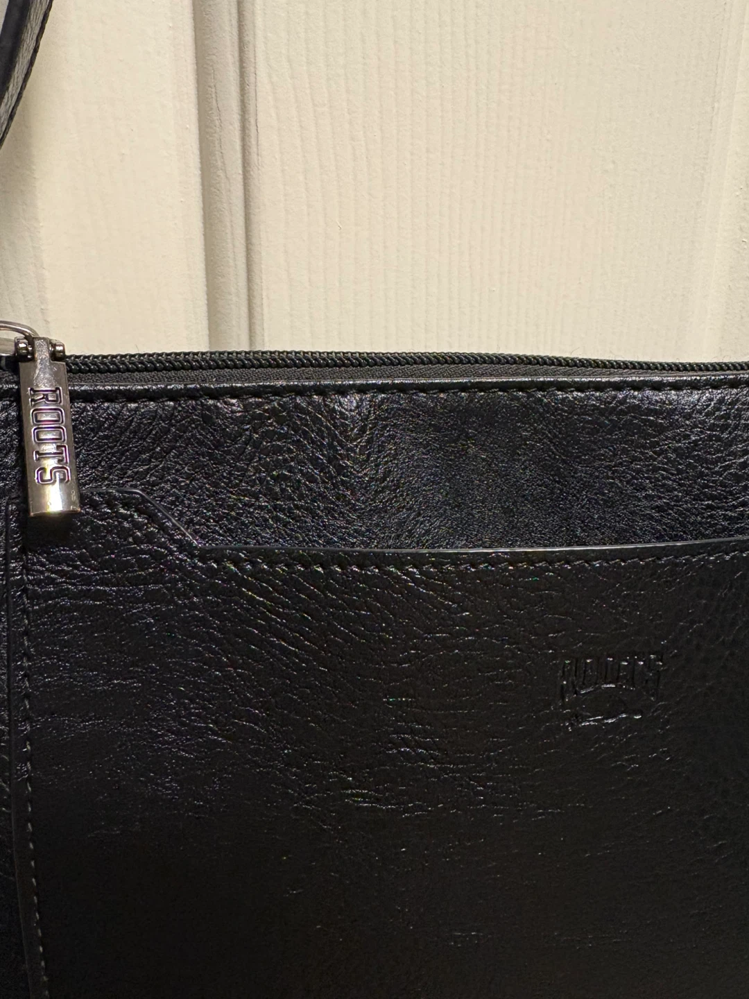 Roots Black Leather Crossbody Bag - photo 3