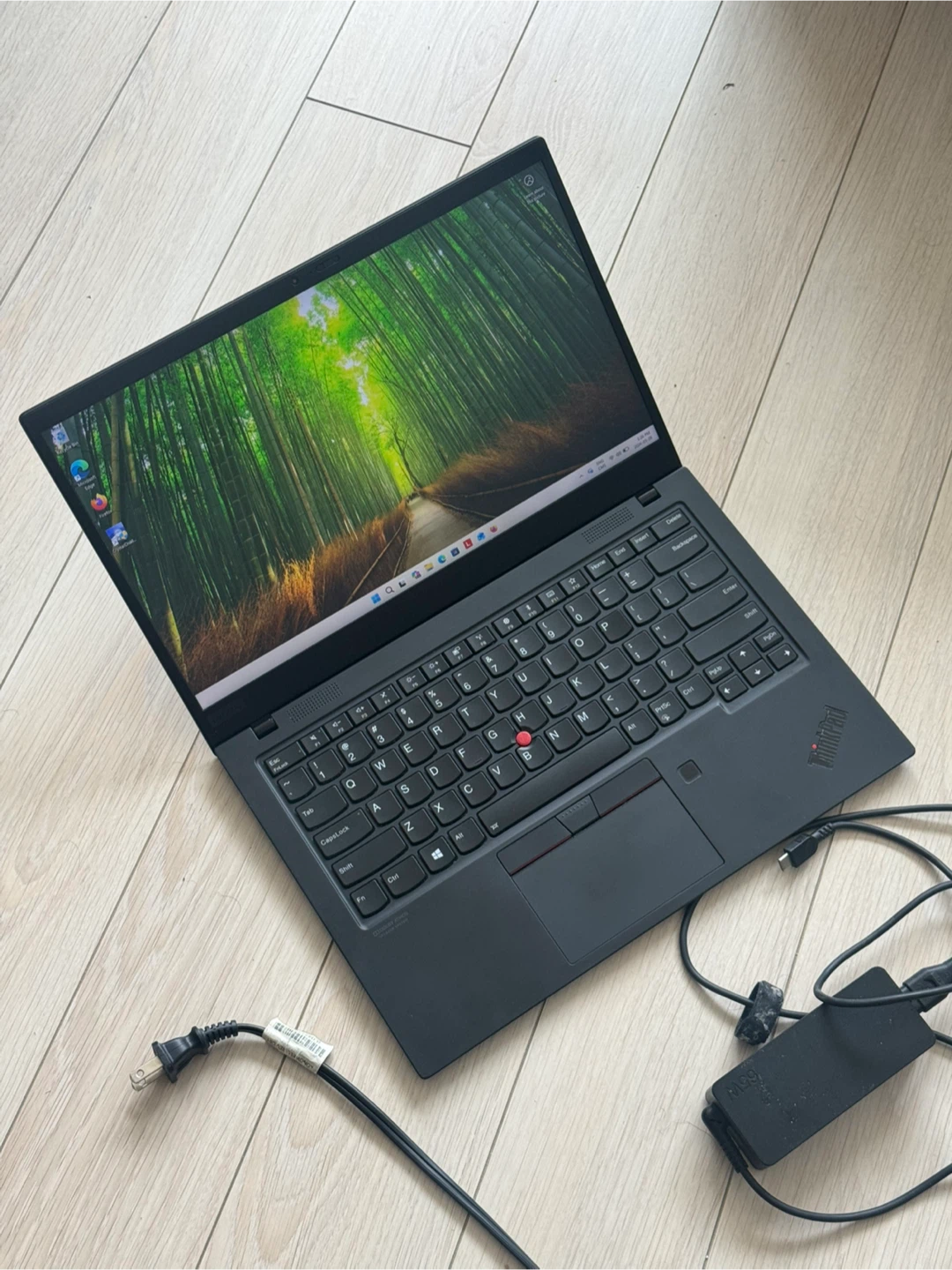Clean Lenovo thinkpad X1 carbon 16Gb 512Gb