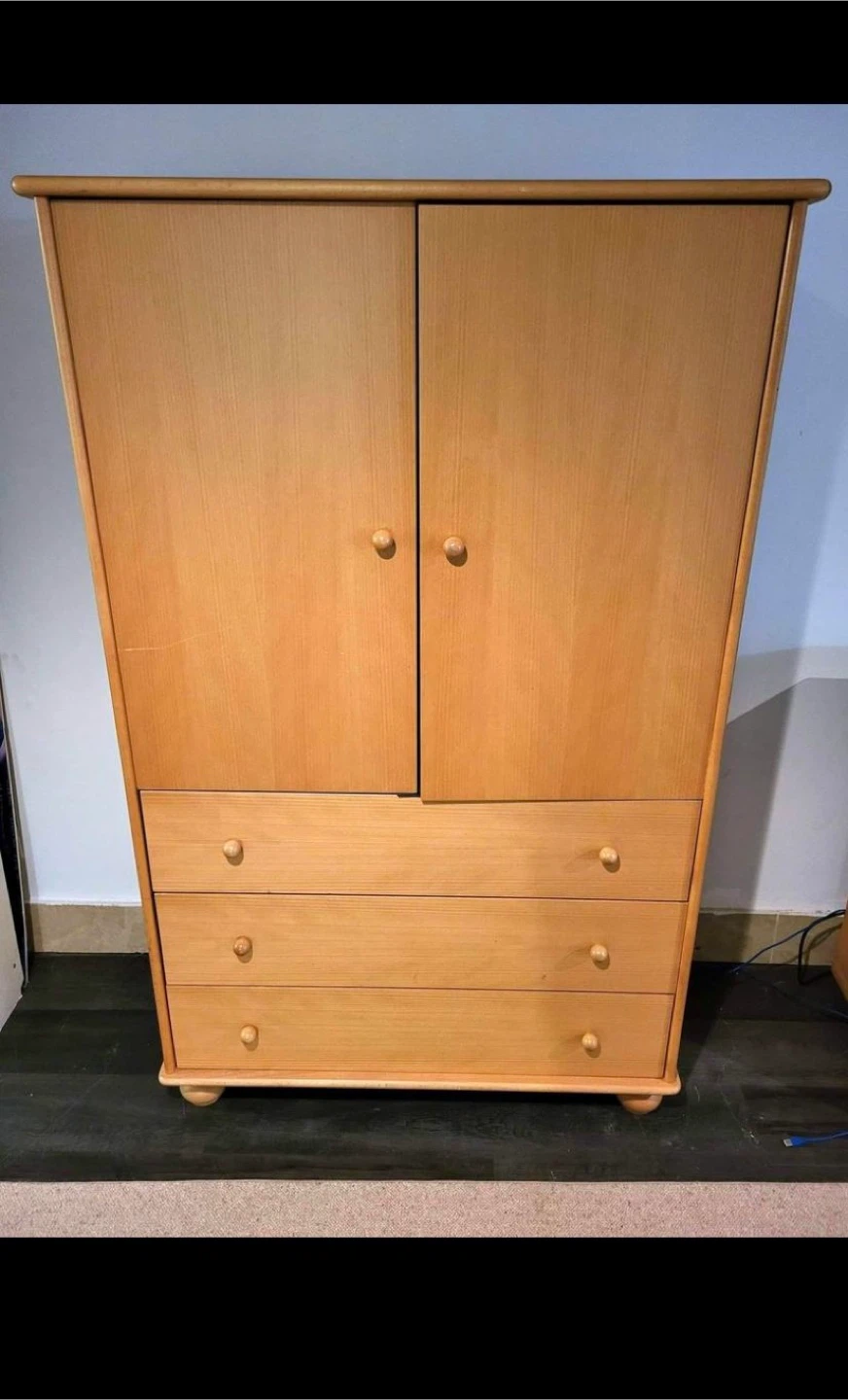 Dresser/wardrobe