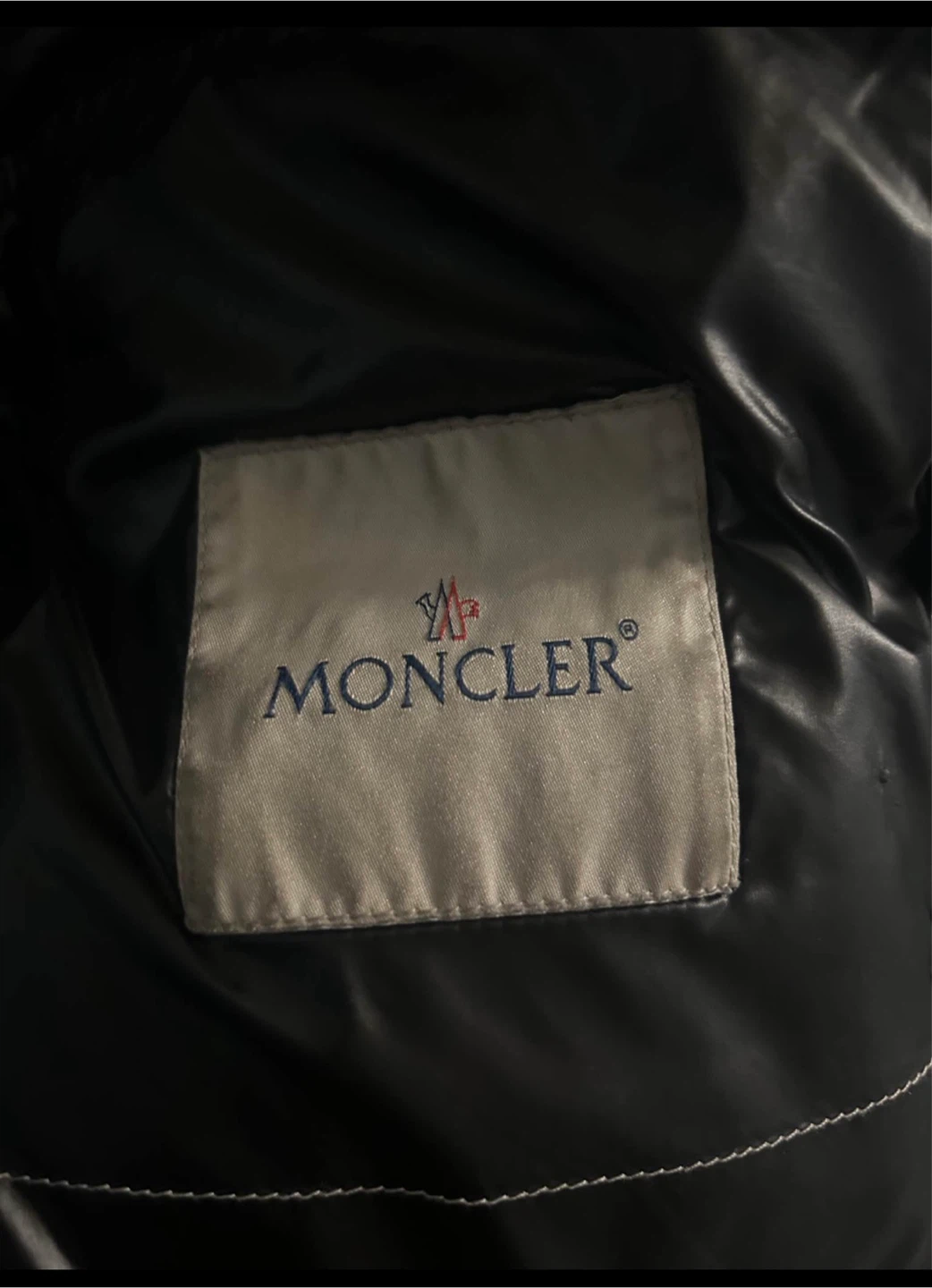 Moncler Puffer Vest ( authentic) - photo 4