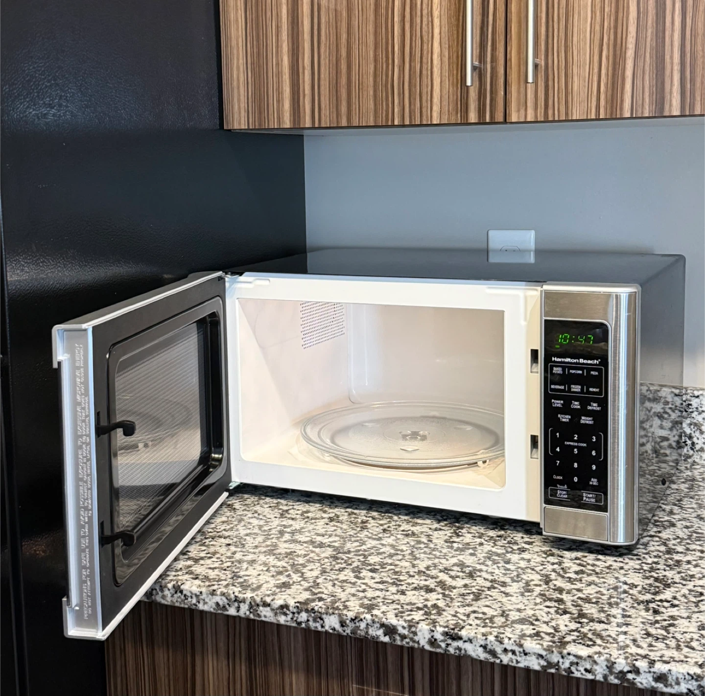 Hamilton Beach Microwave Oven 1.1 cu.ft - photo 2