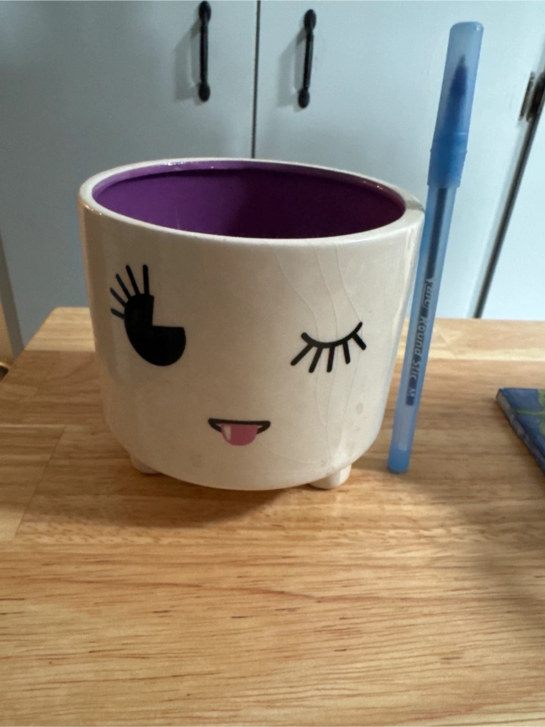 Winking Face Ceramic Planter-🥕