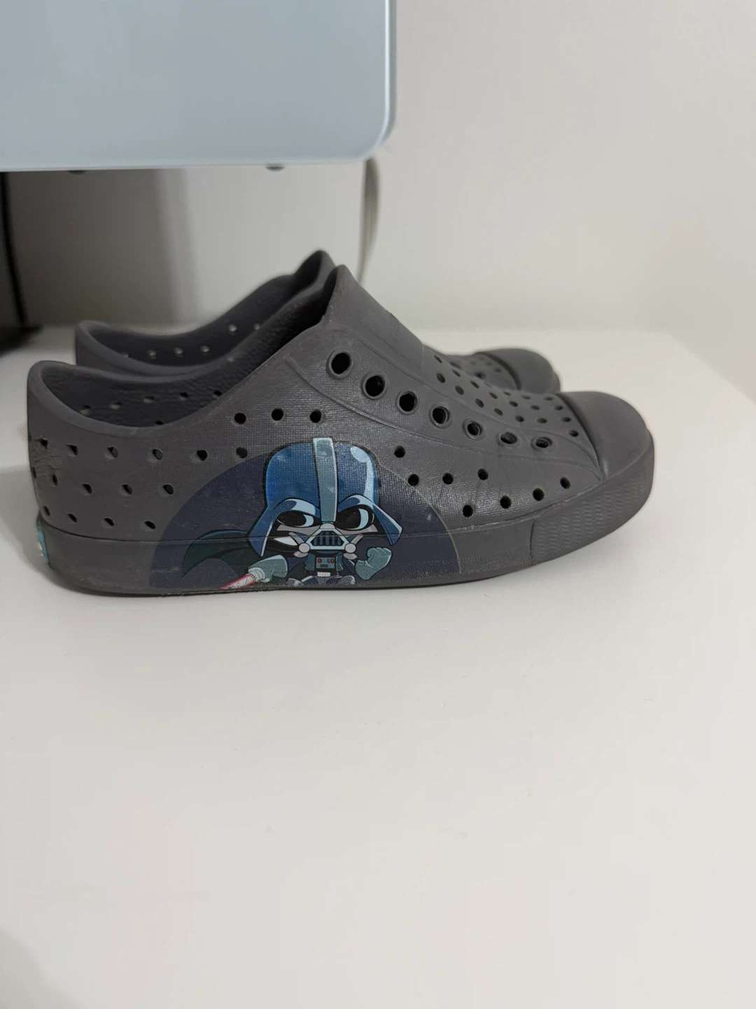 Like new boys size 11 Star Wars Native Shoes