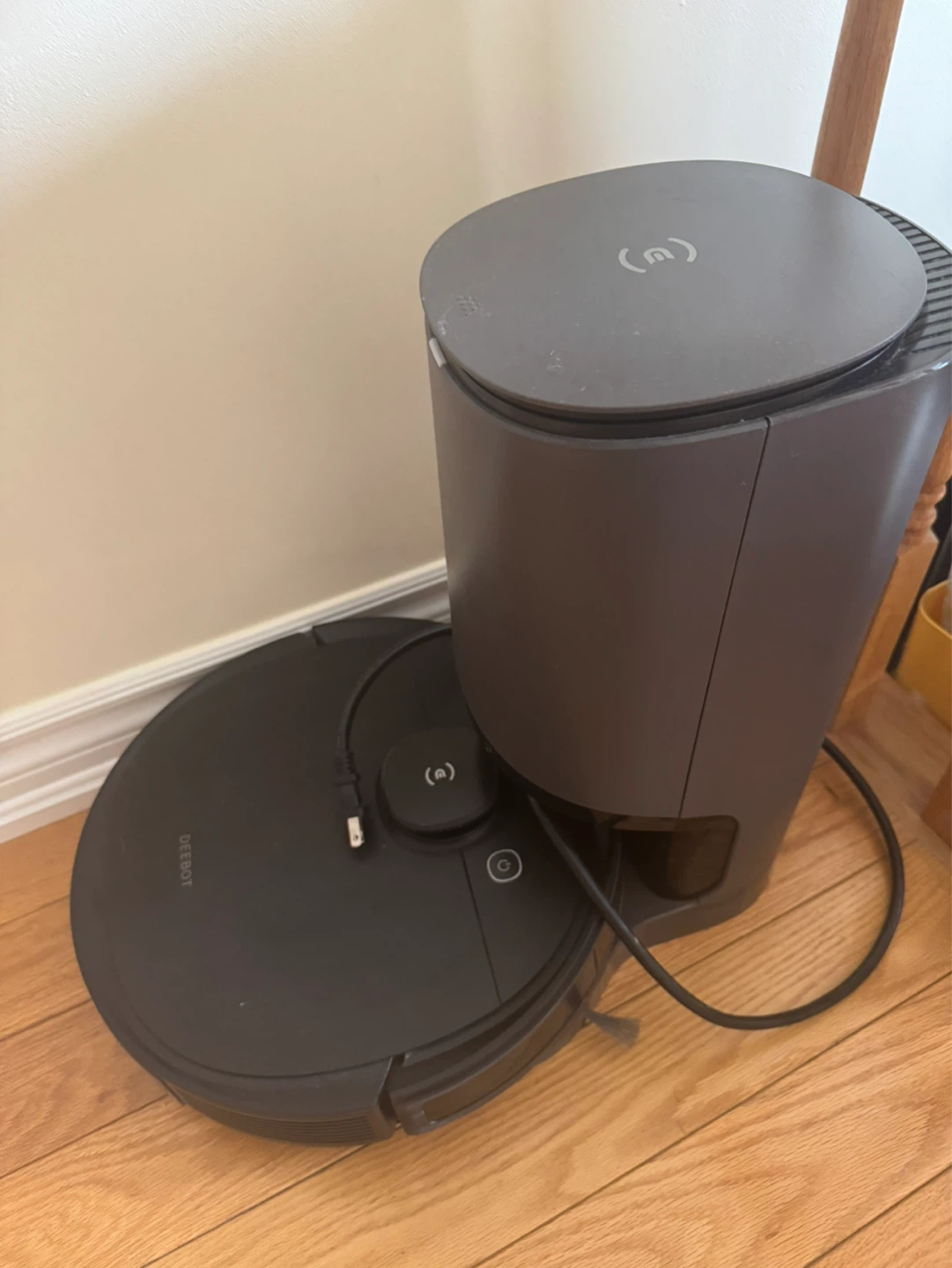 ECOVACS DEEBOT N8 Pro+ with dust bag and extra mop pads
