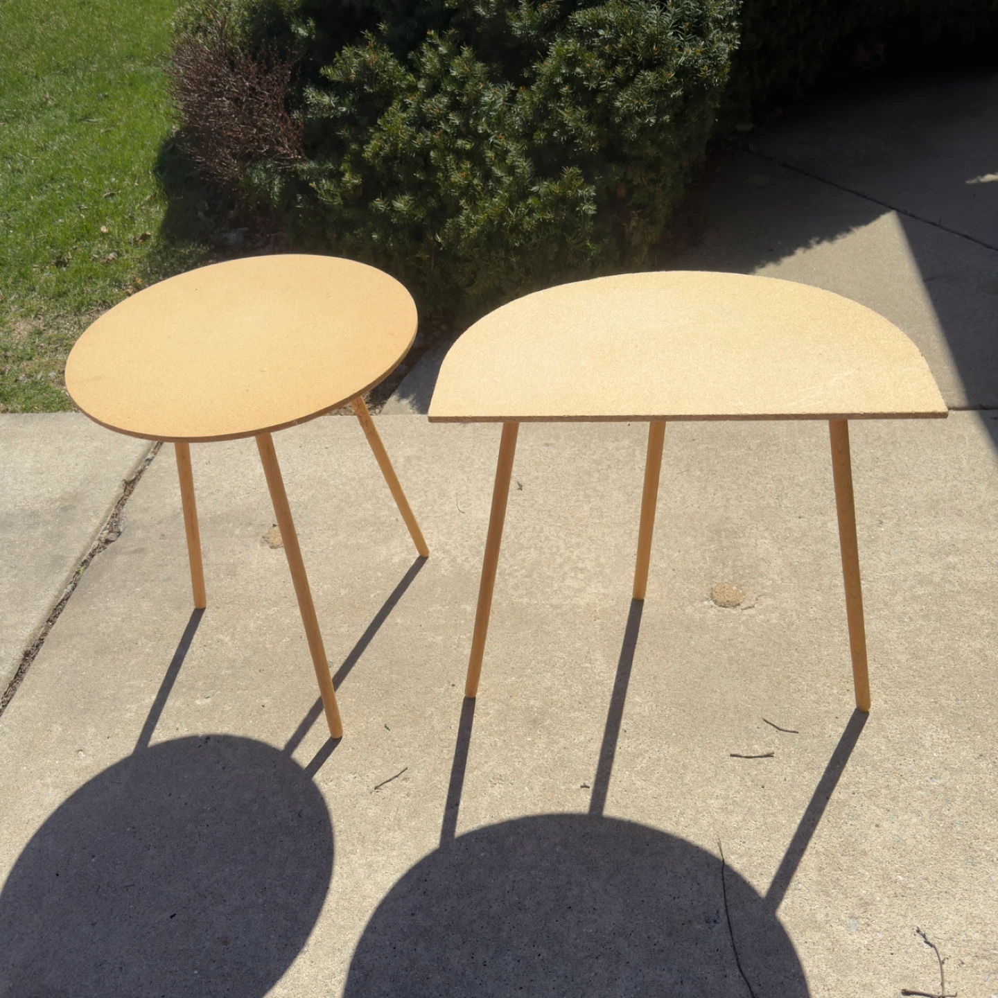 Set of 2 Round and Half-Moon Side Tables