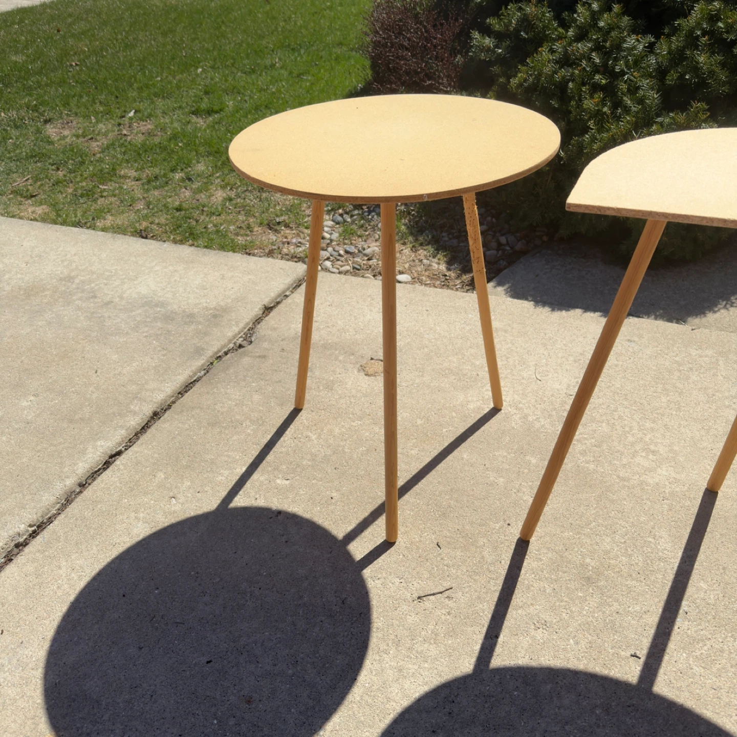 Set of 2 Round and Half-Moon Side Tables - photo 5