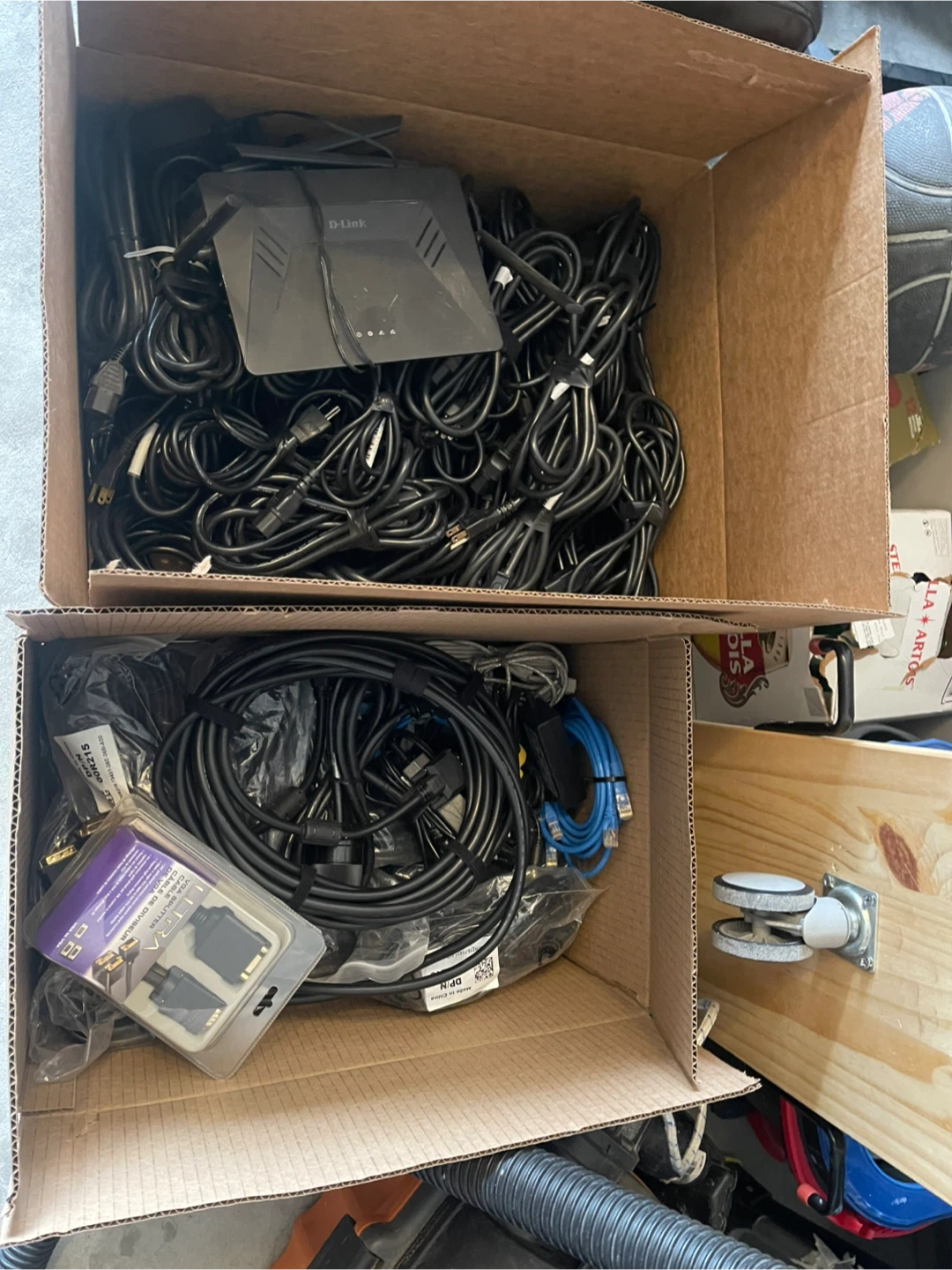 Assorted Electronic Cables & D-Link Router