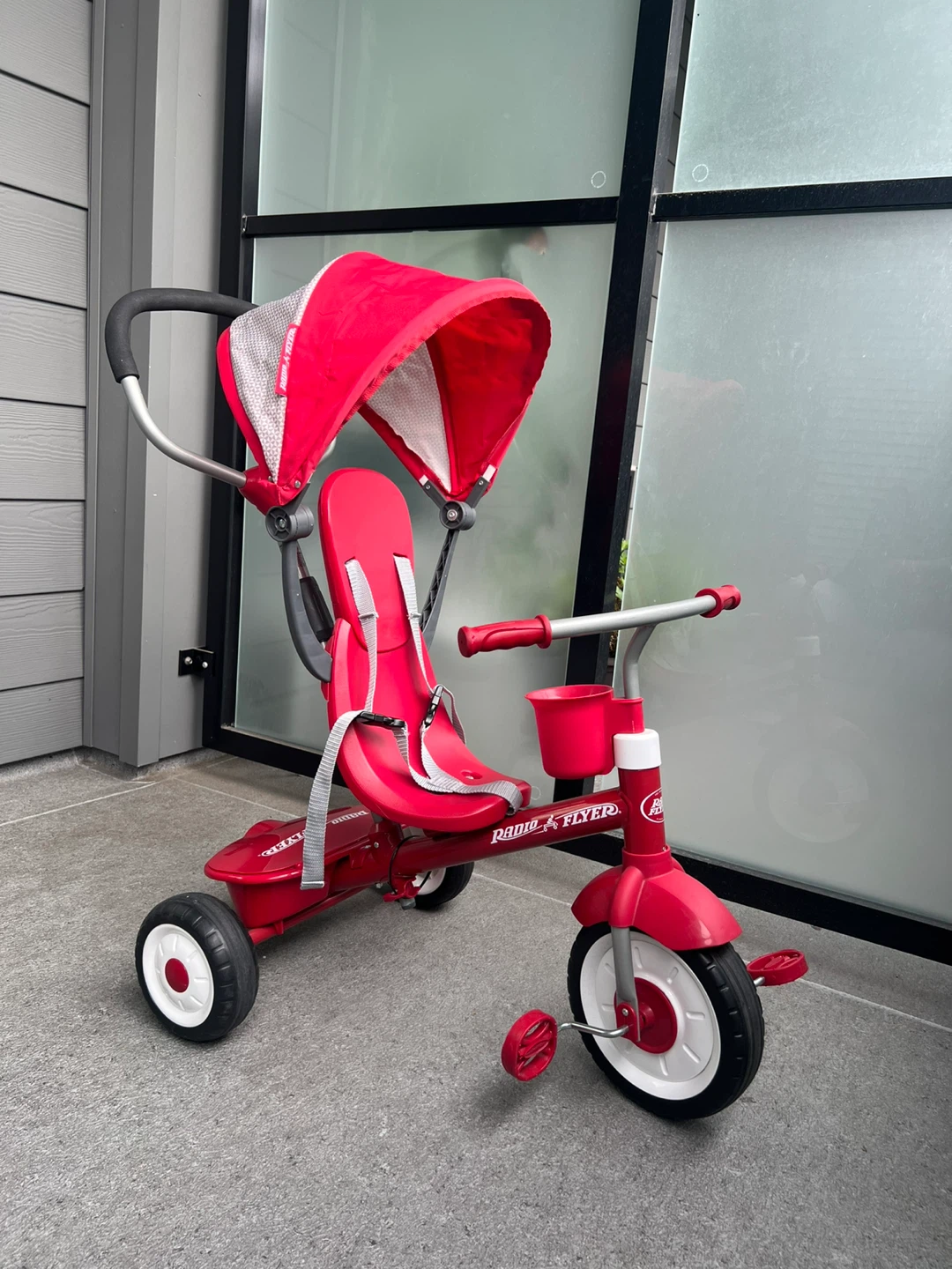 Radio Flyer Red Tricycle with Canopy and Push Handle - photo 2