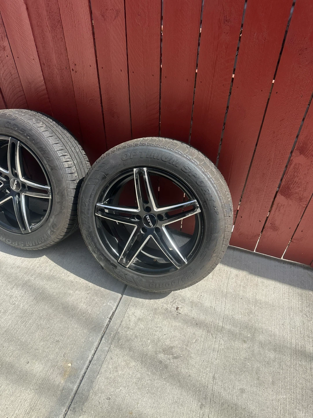 225/60R18 Set of 4 Wheels and Tires - photo 5