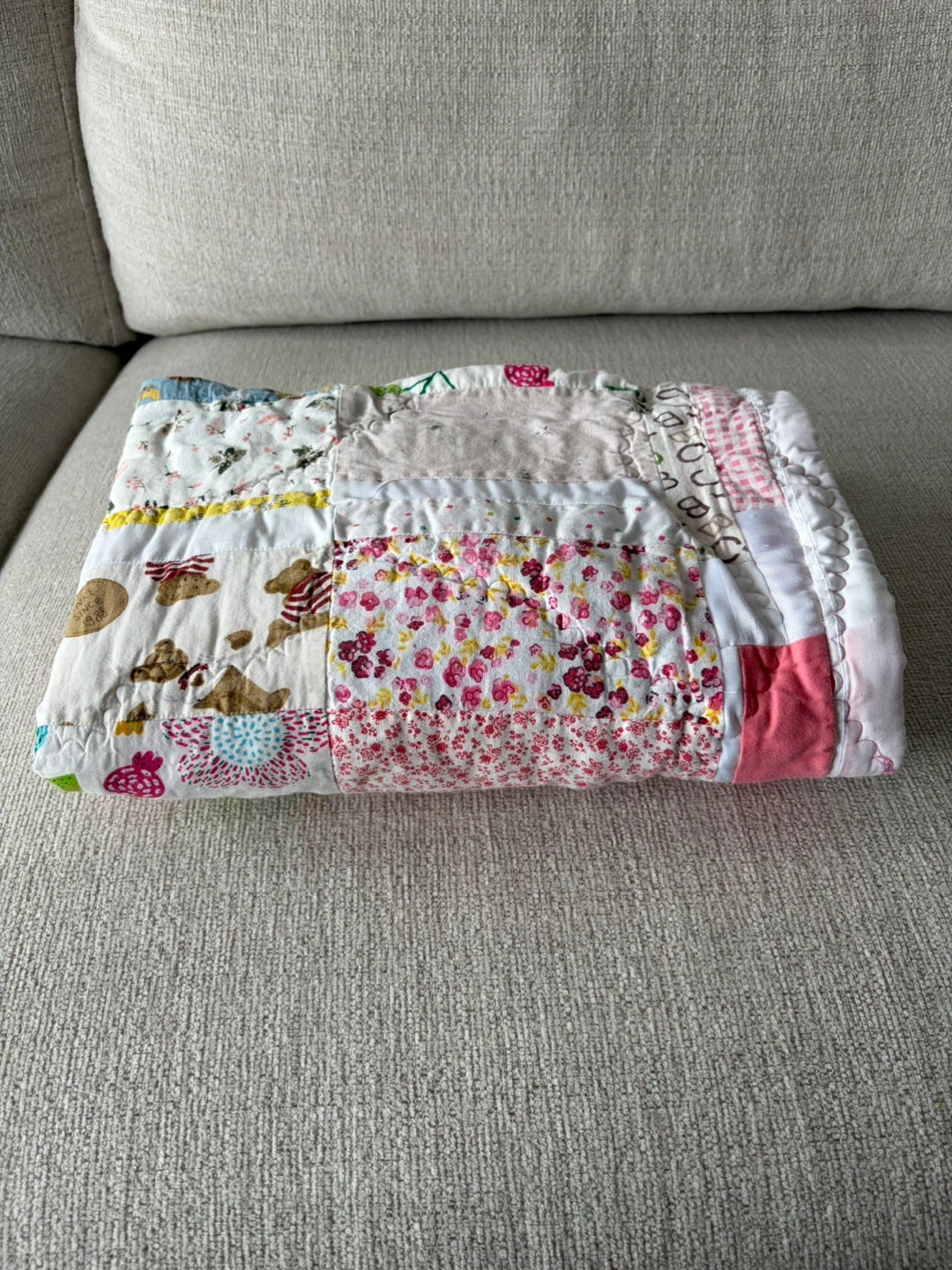 Vintage Handmade Patchwork Baby Quilt - photo 4