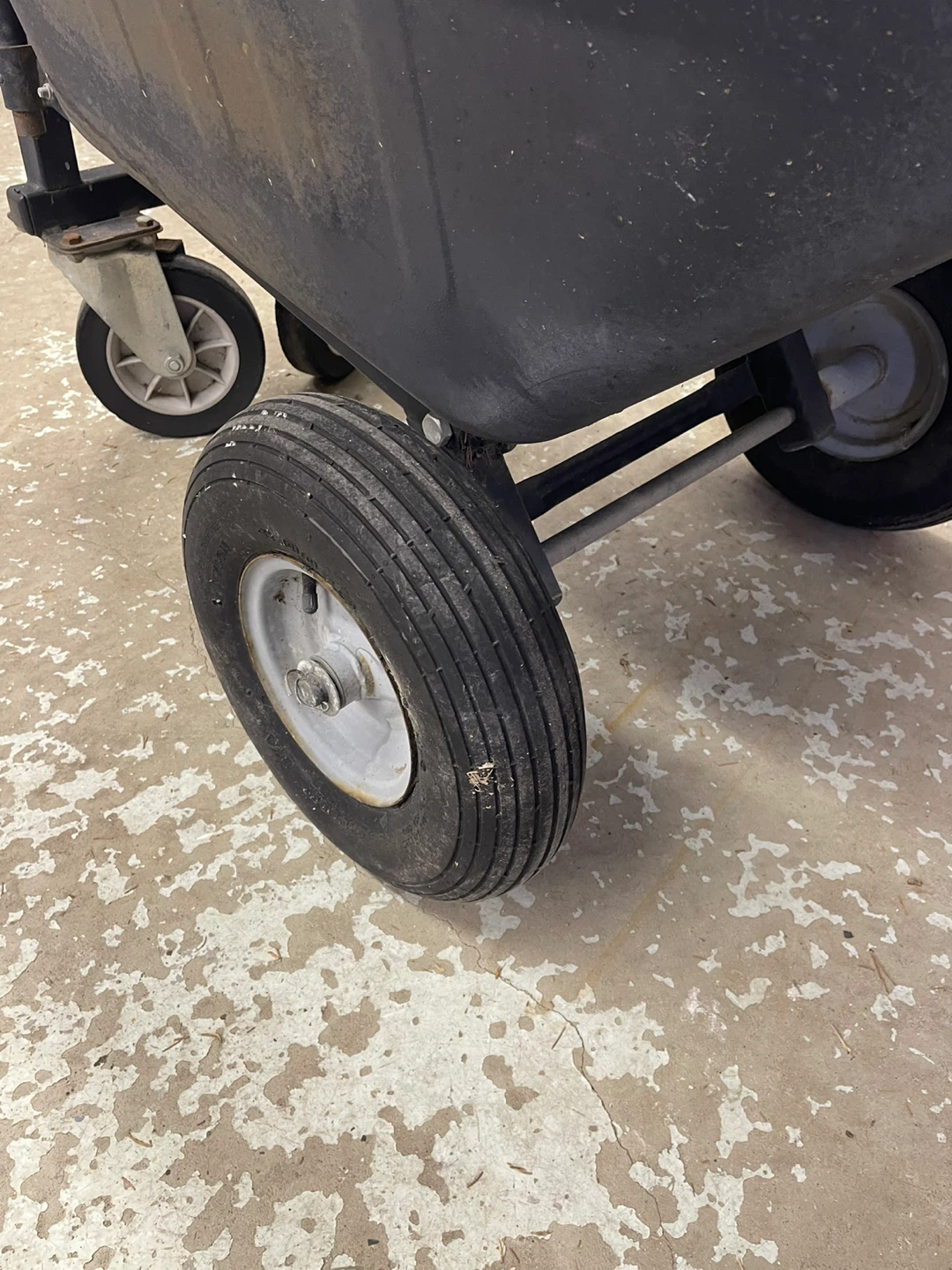 Heavy Duty Garden Cart / Wheelbarrow - photo 4