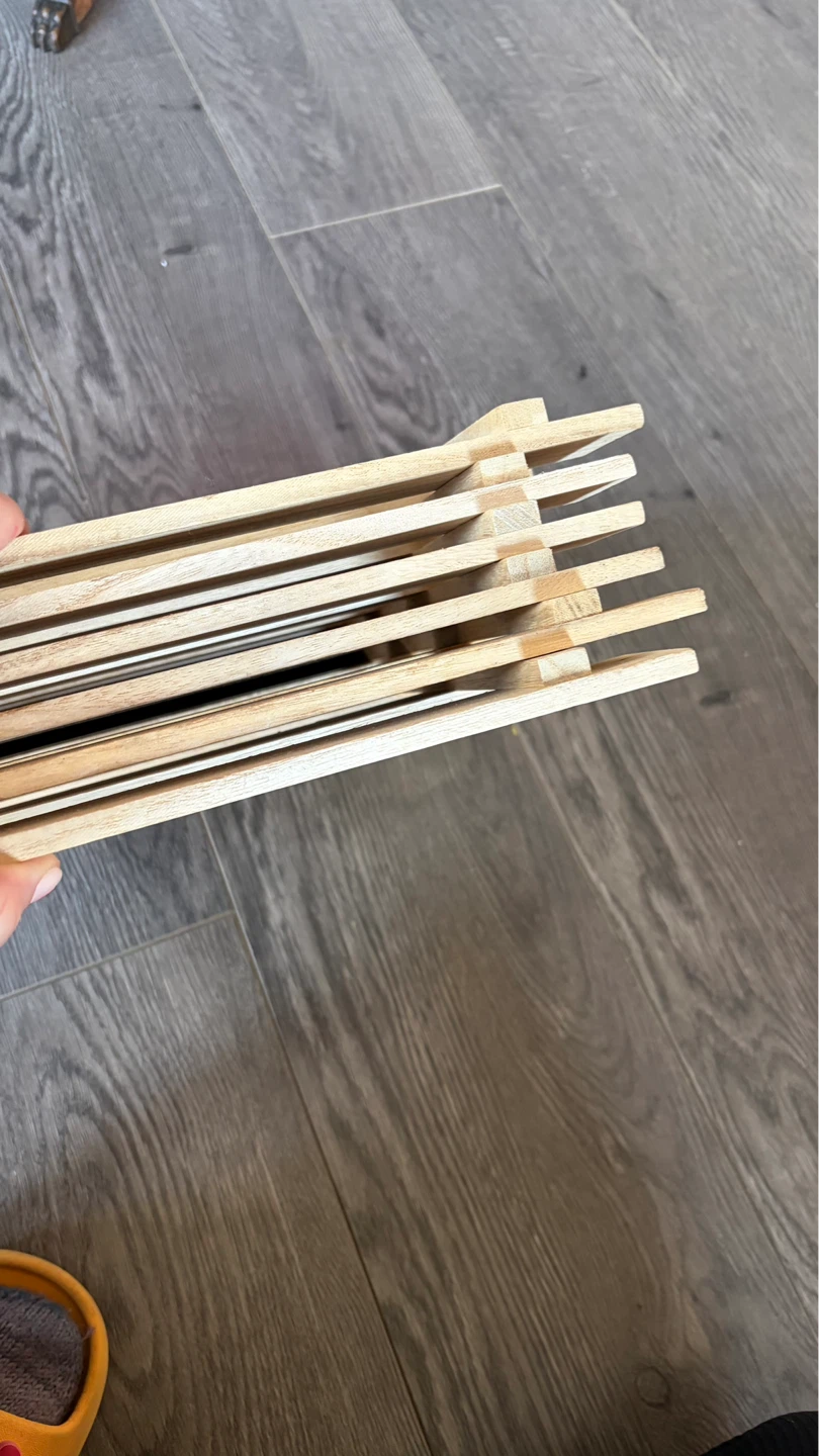 6 small wooden palettes - photo 4