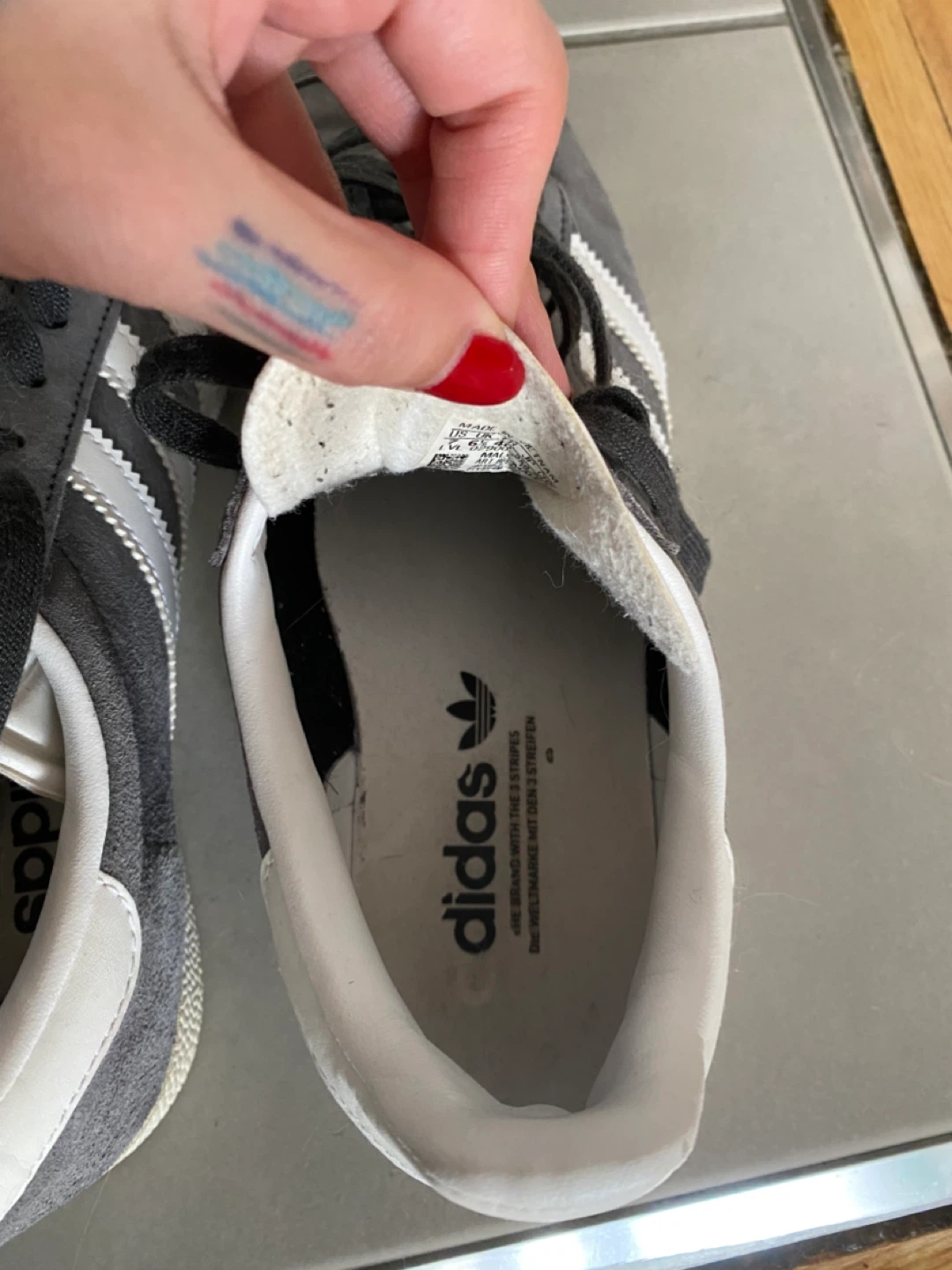 Adidas sneakers - photo 3