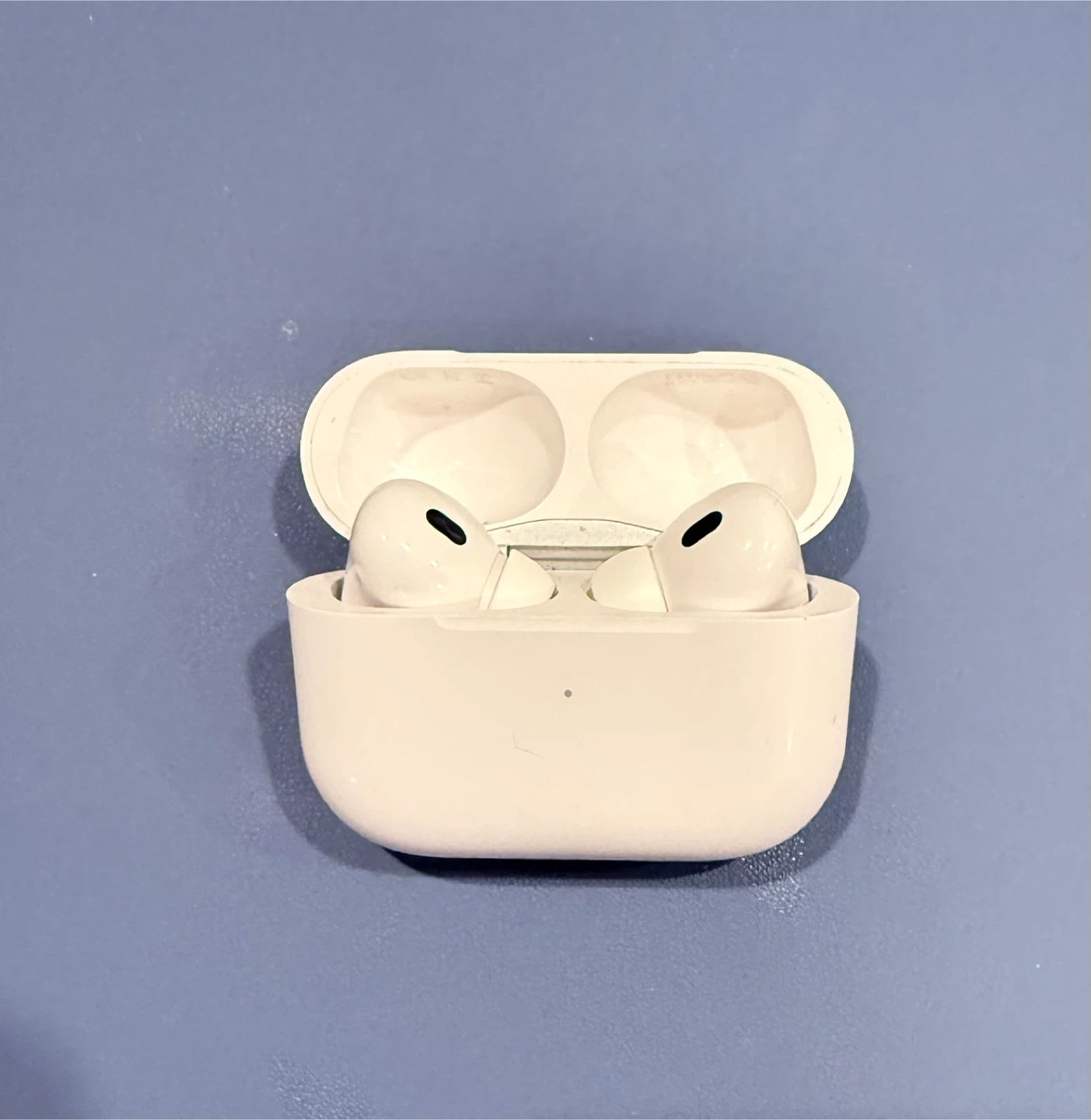 Apple AirPods Pro (2nd Generation) - photo 3