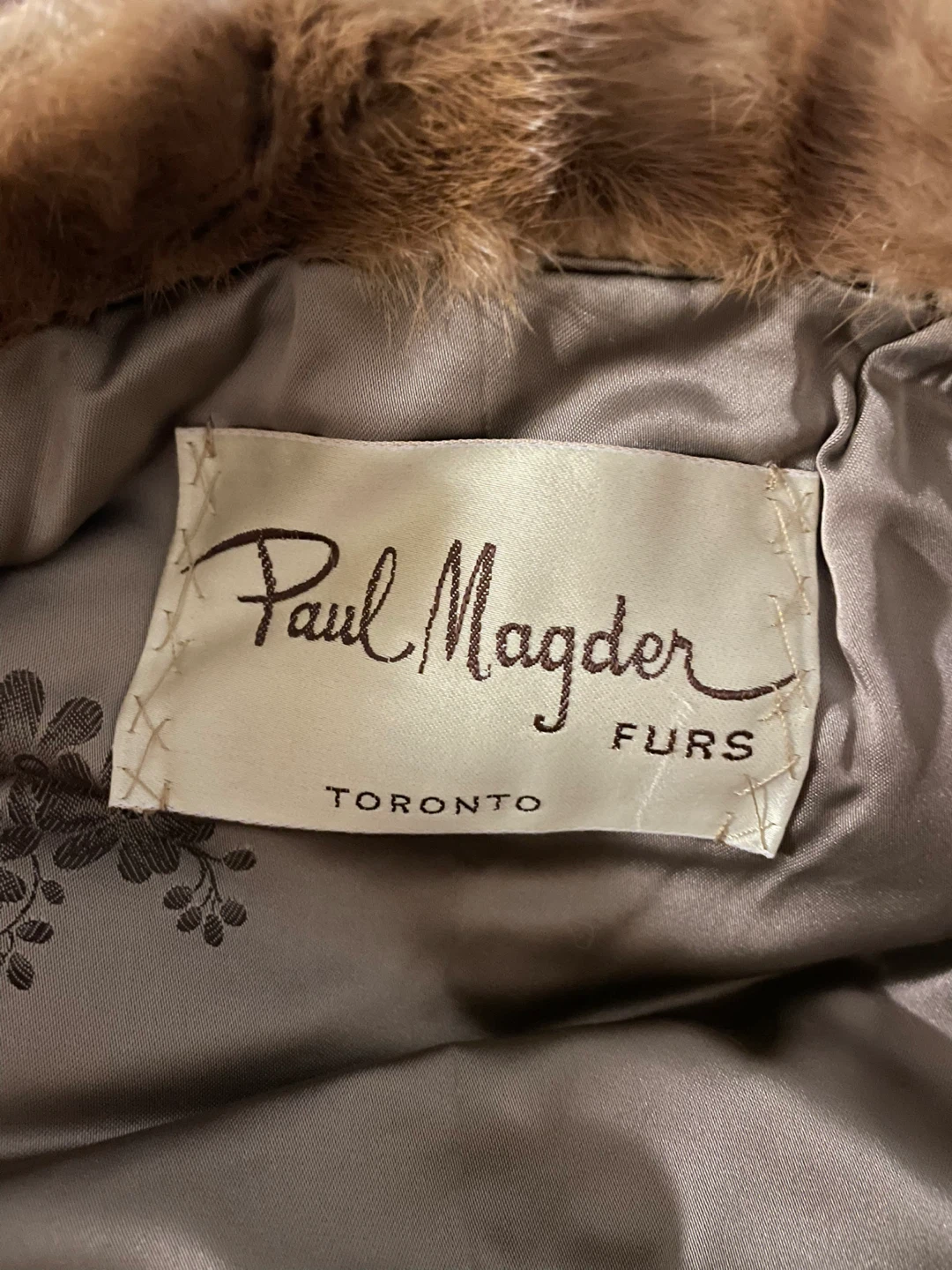 Paul Magder Furs Brown Mink Stole - photo 3