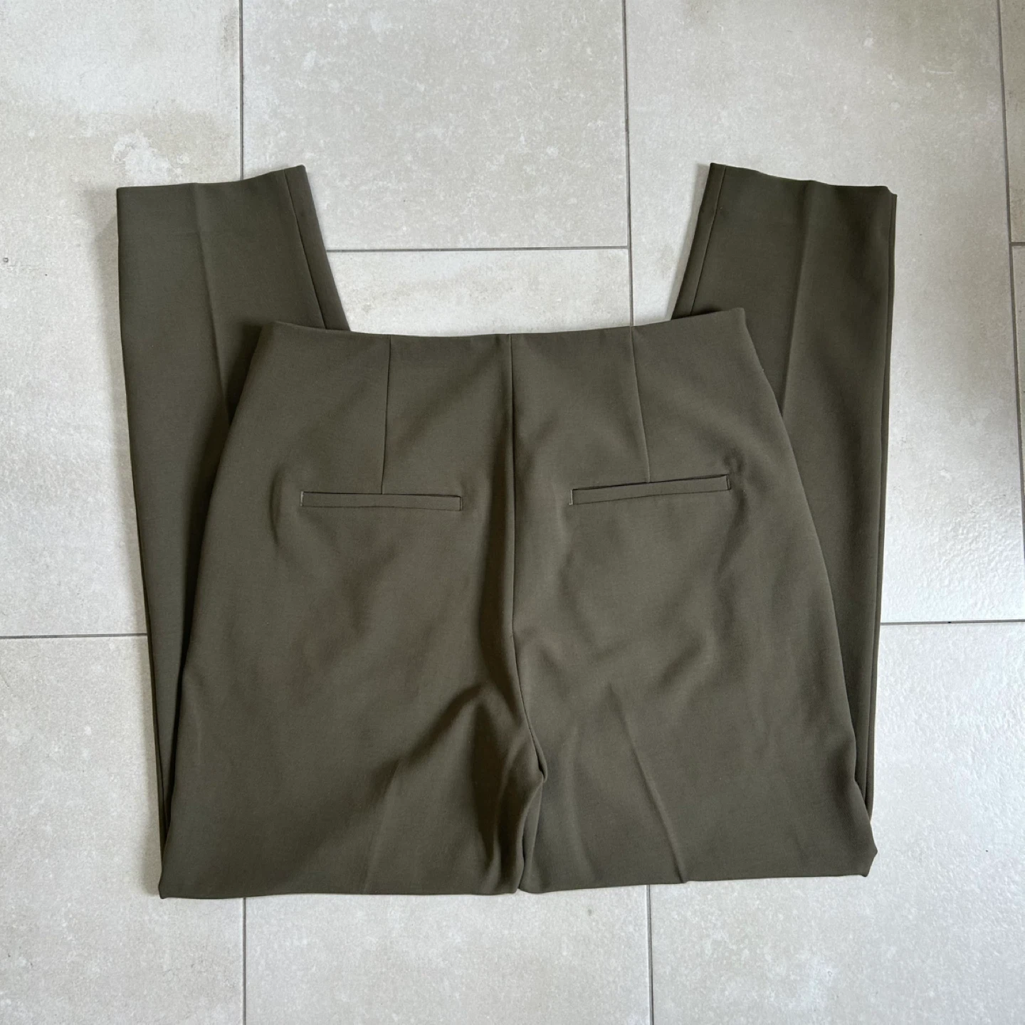 RW&CO. Olive Green Dress Pants Size 8 - photo 3