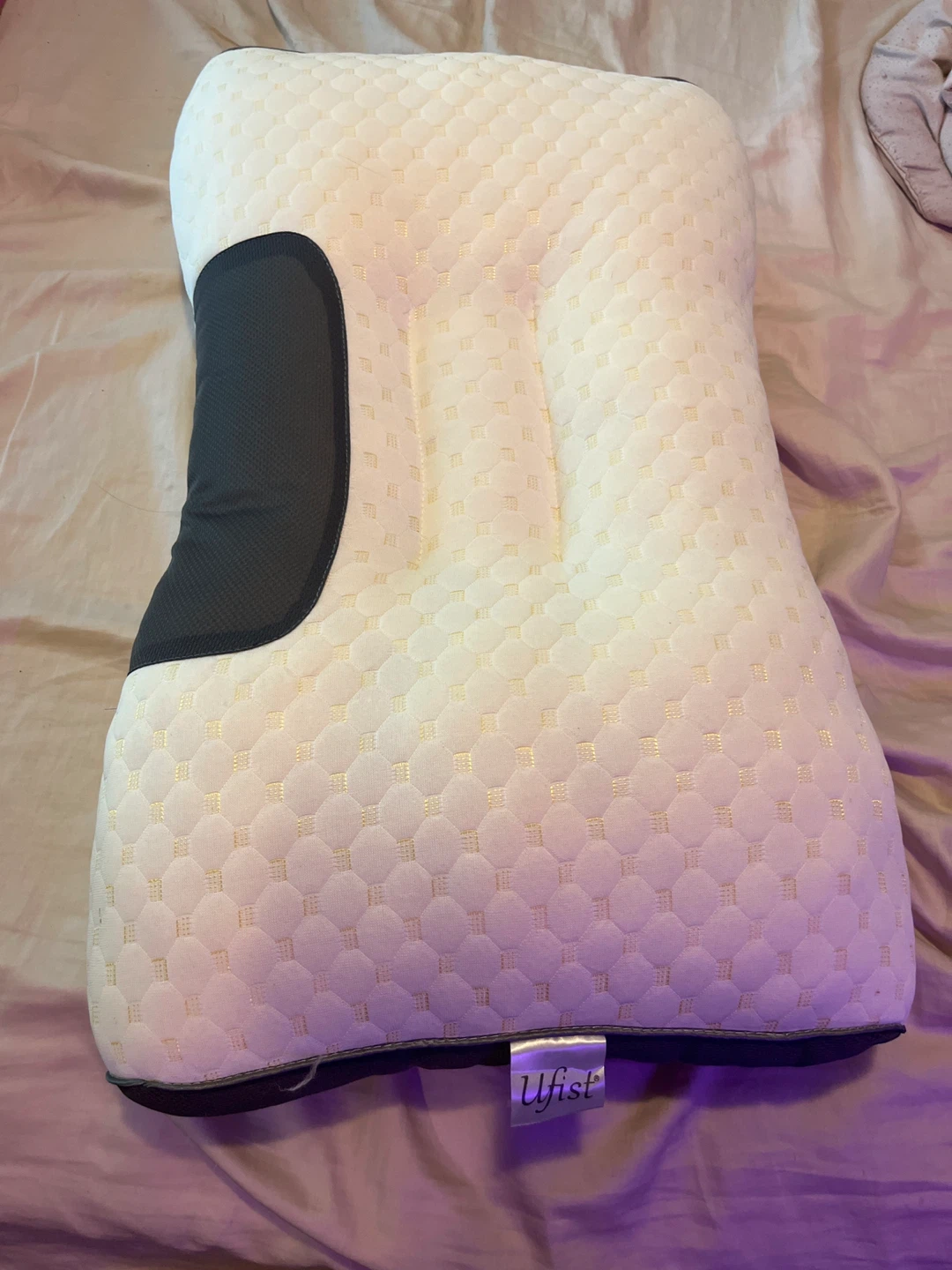 Ufist Pillow - photo 4