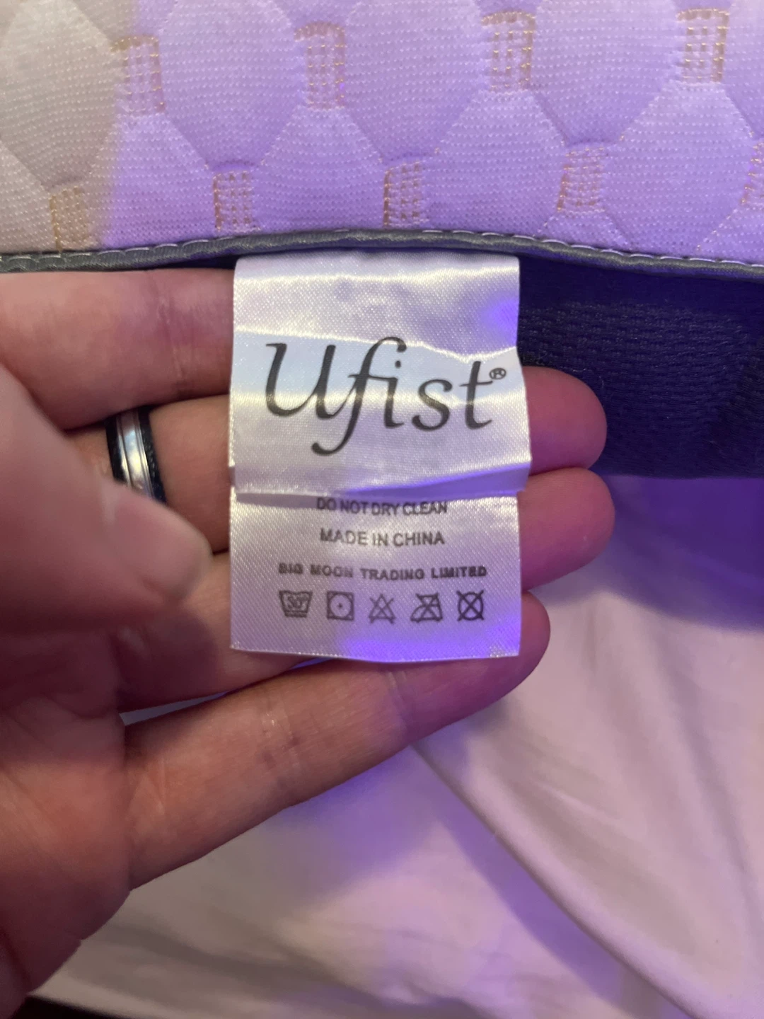 Ufist Pillow - photo 2